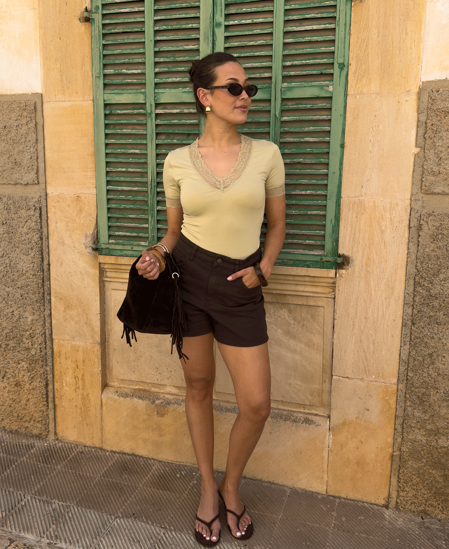 LACE VNECK SHORT SLEEVE TOP PISTACHE
