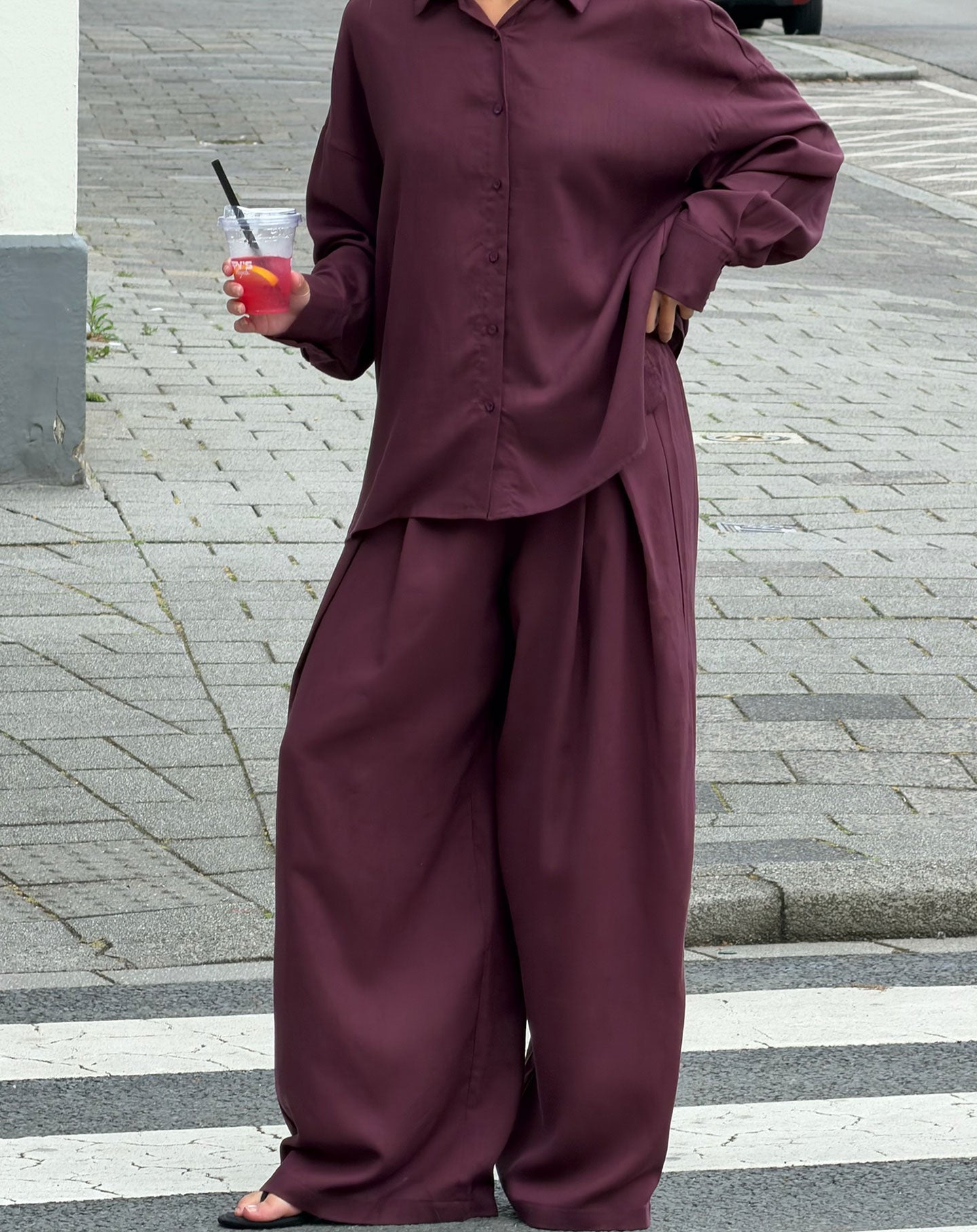 RAY LINEN PLEATED WIDE LEG PANTS DONKER BURGUNDY