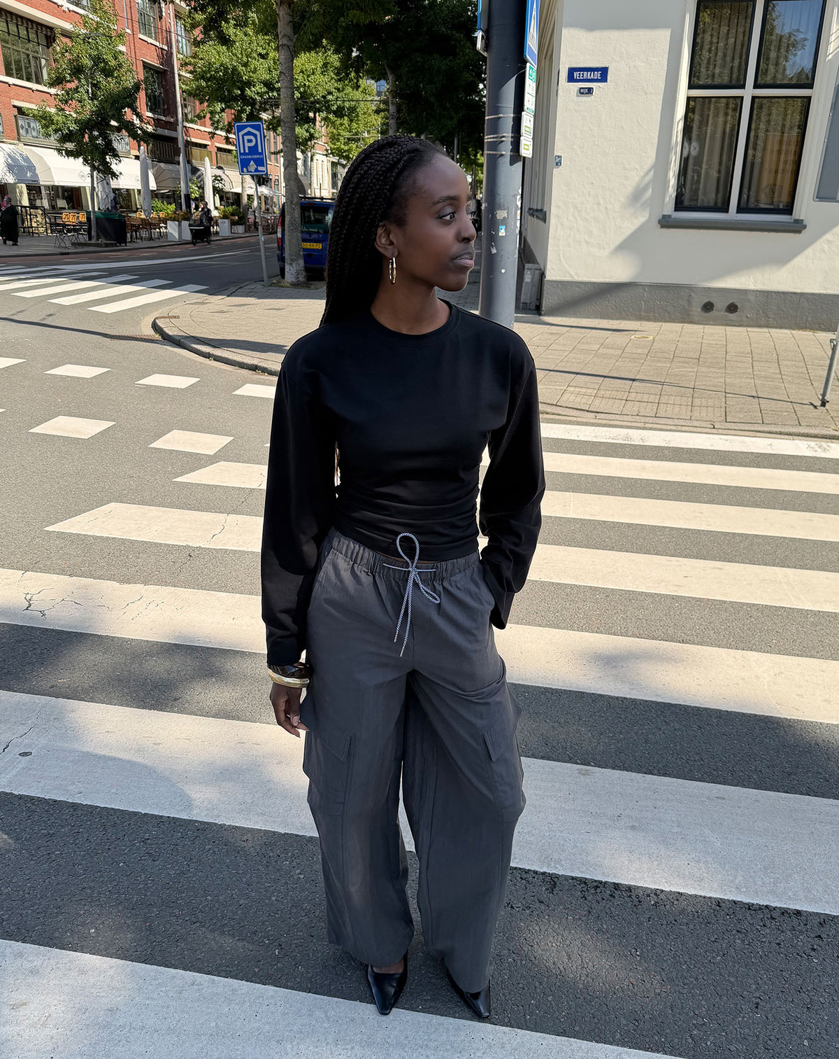 WAISTED LONGSLEEVE TOP ZWART