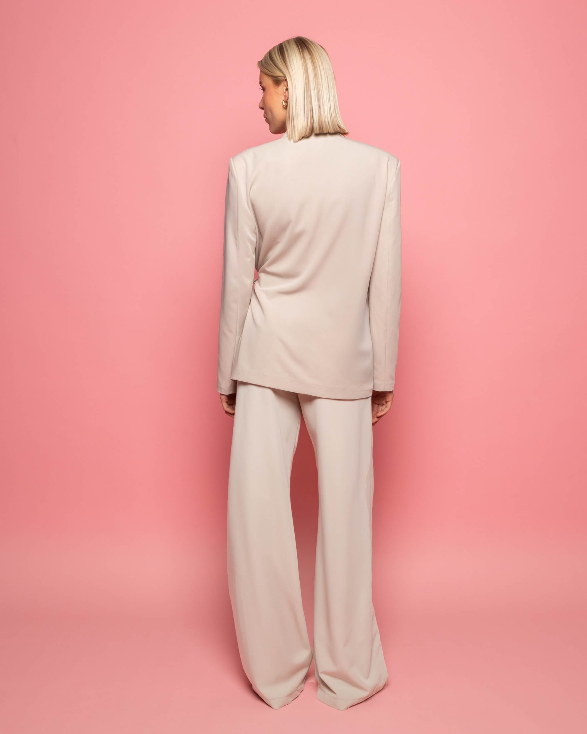 ZOEY WRAP UP BLAZER BEIGE