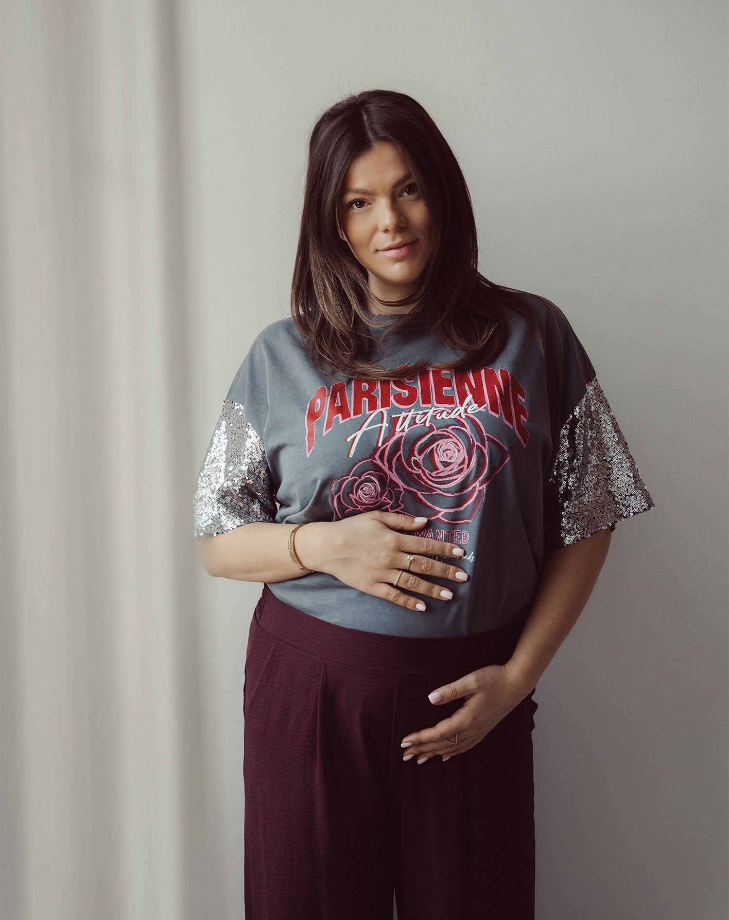 PARISIENNE SEQUIN SLEEVE TEE ACID GREY