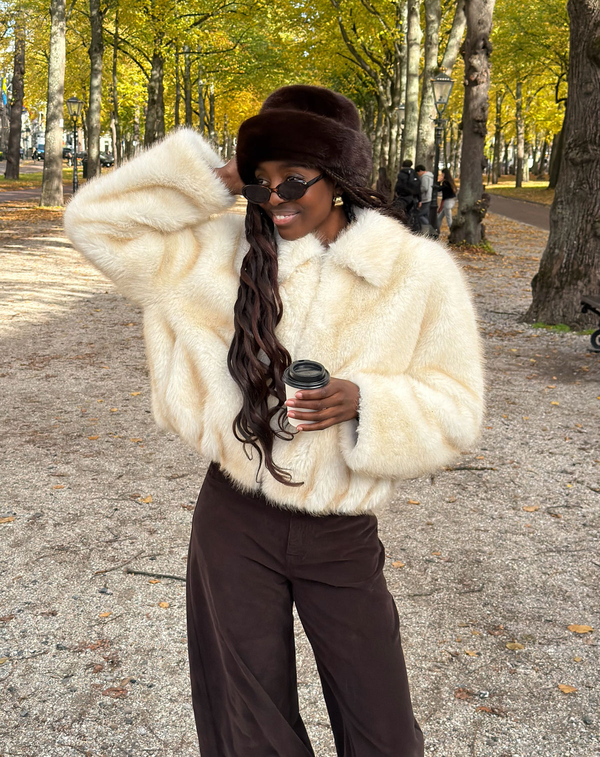 FAUX FUR ZIPPER COAT LICHT BEIGE