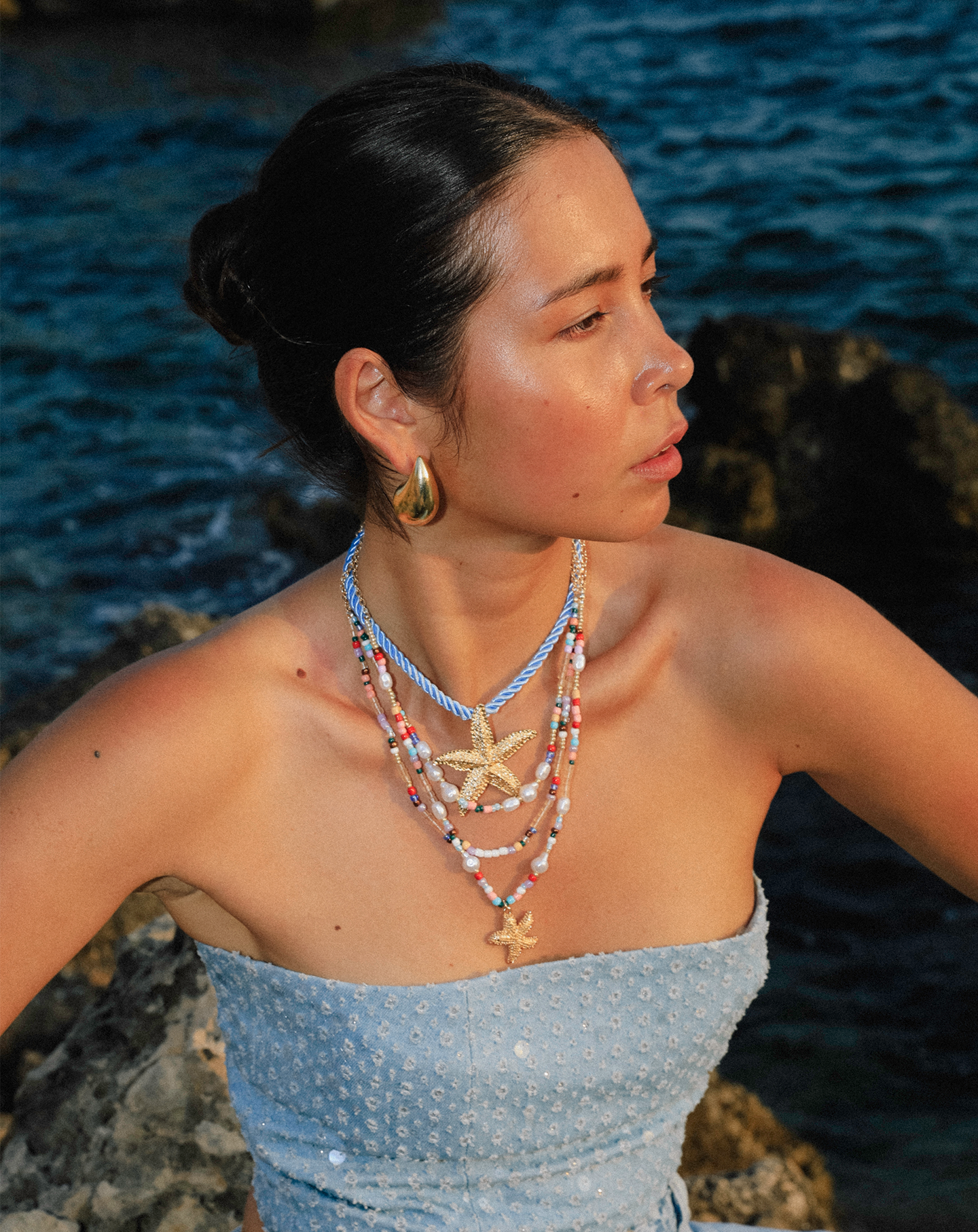 STARFISH CORD NECKLACE LIGHT BLUE