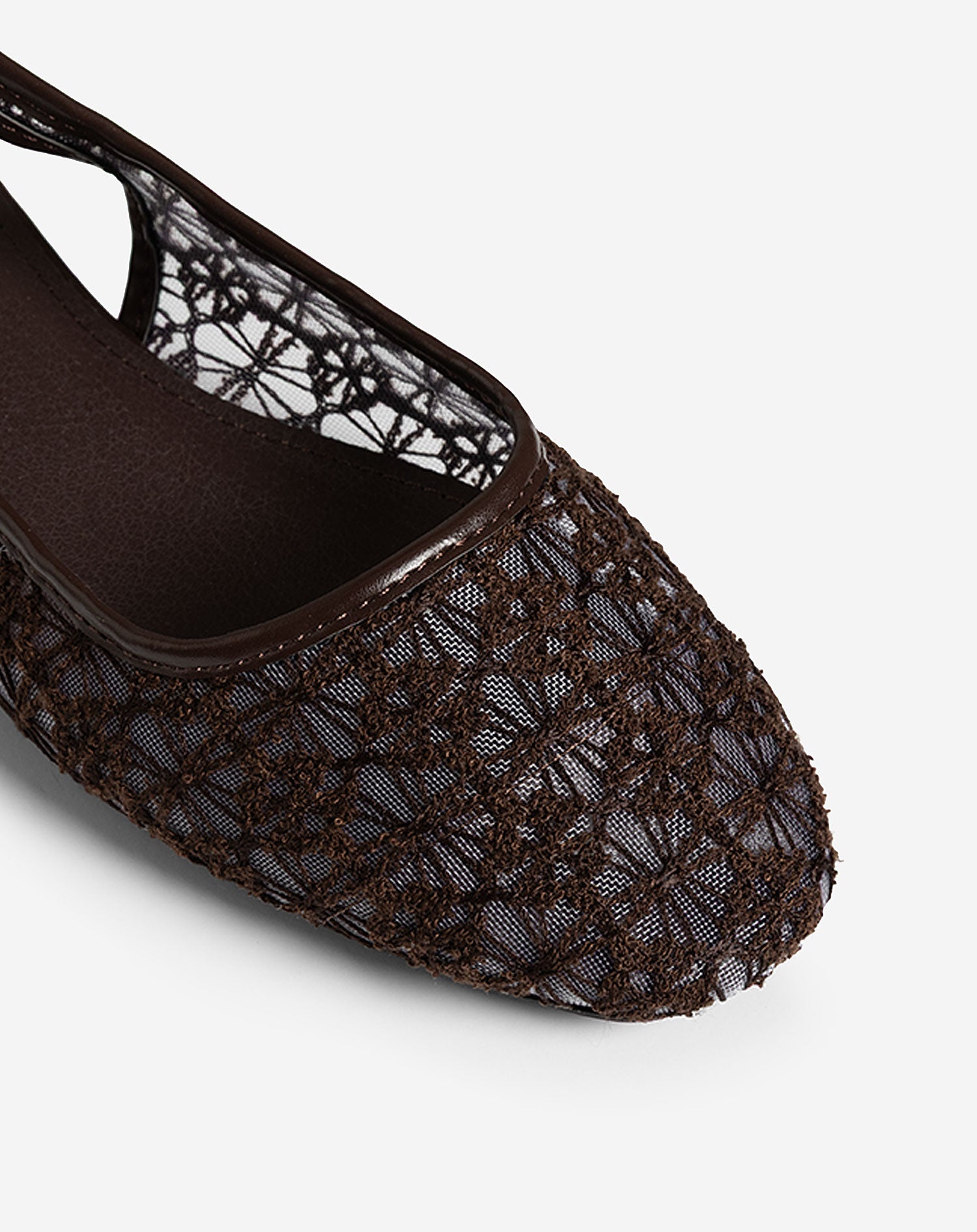 BRODERIE SLINGBACK FLATS BROWN