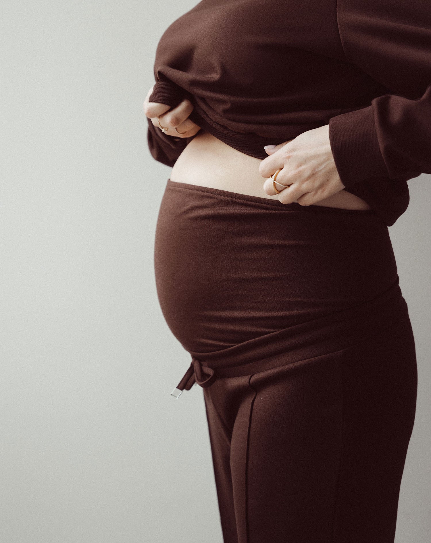 SCUBA PINTUCK PANTS MATERNITY TALL BRUIN