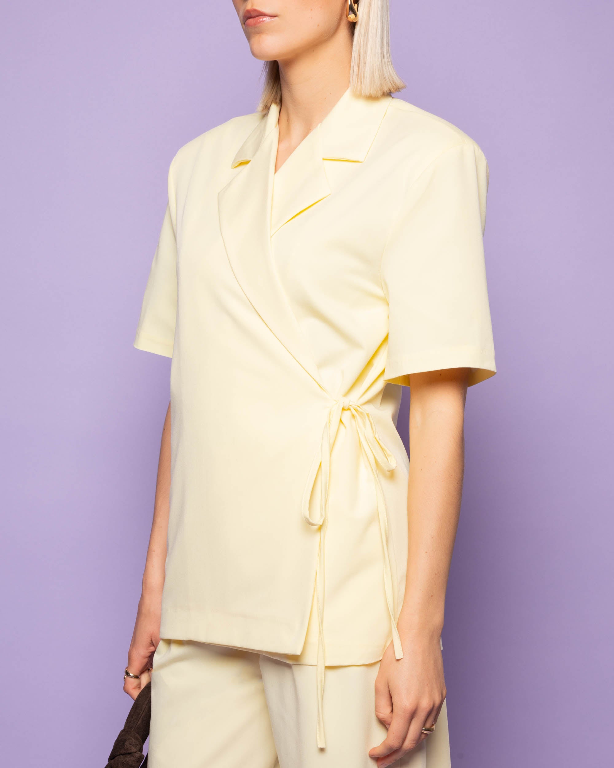 ZOEY WRAP UP SHORT SLEEVE BLAZER BOTERGEEL