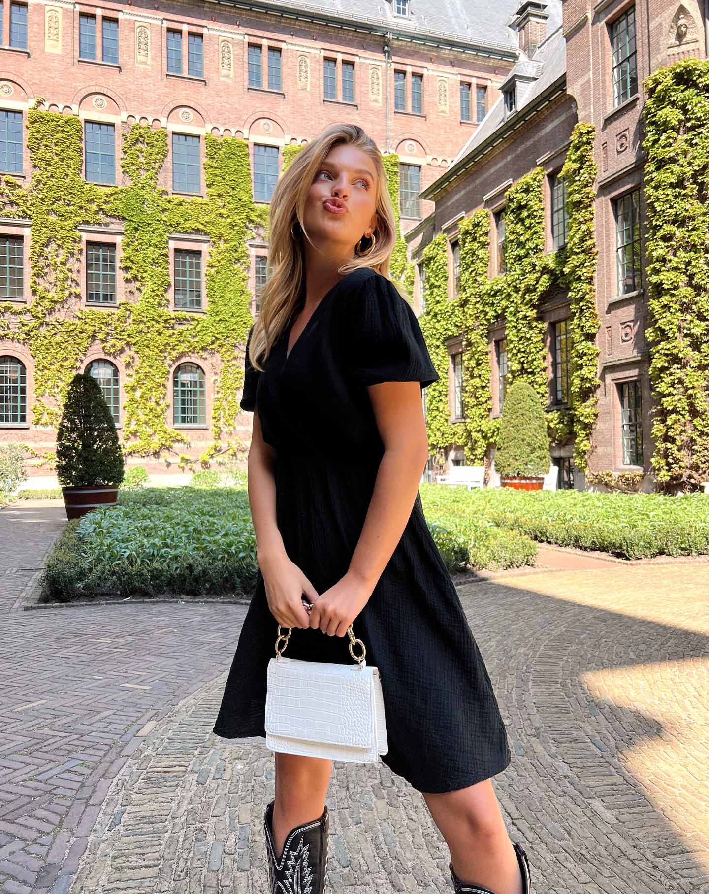 DILA MOUSSELINE DRESS BLACK