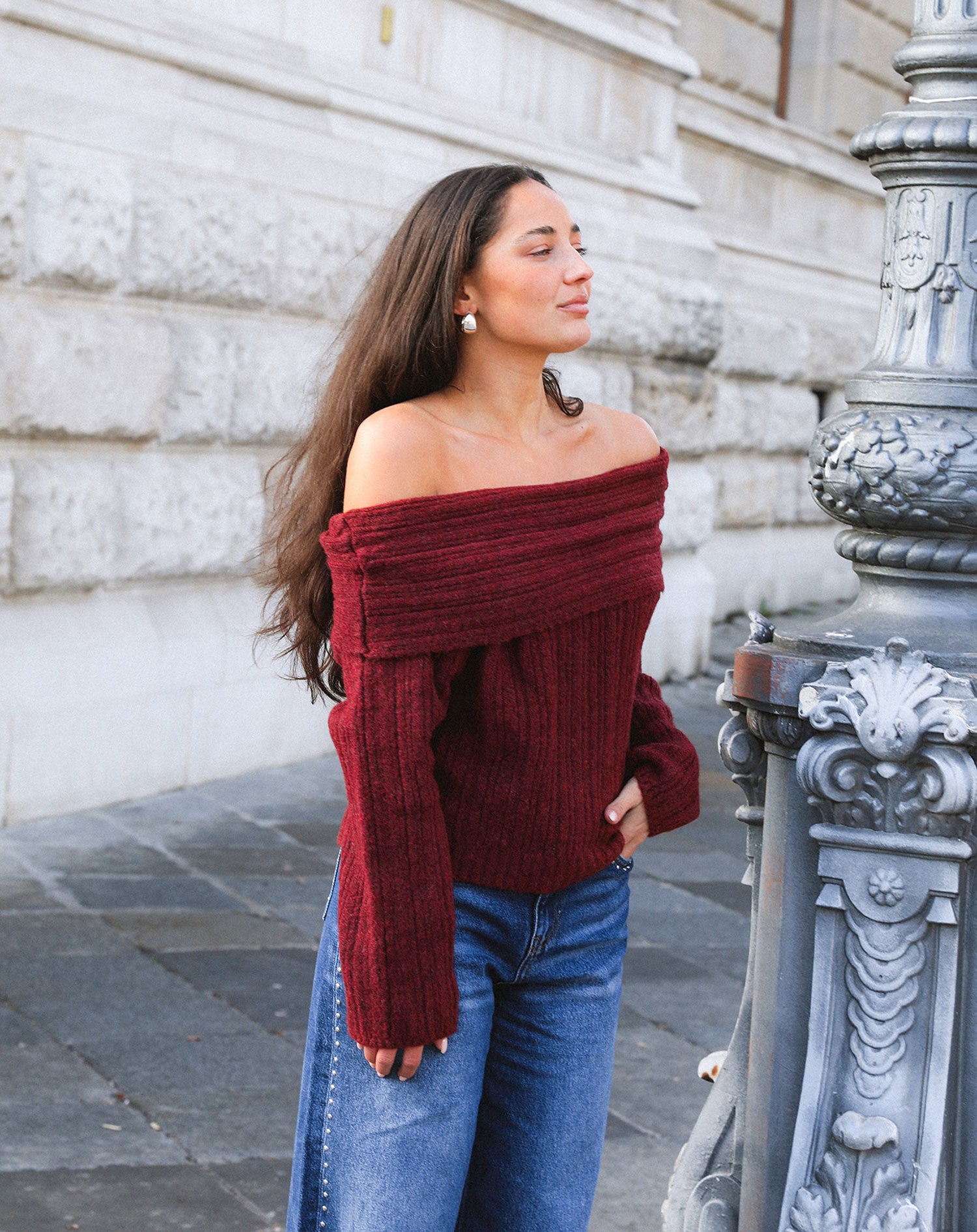 YARA OFF SHOULDER KNIT BURGUNDY