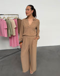 JULIE PANTALON DONKER BEIGE