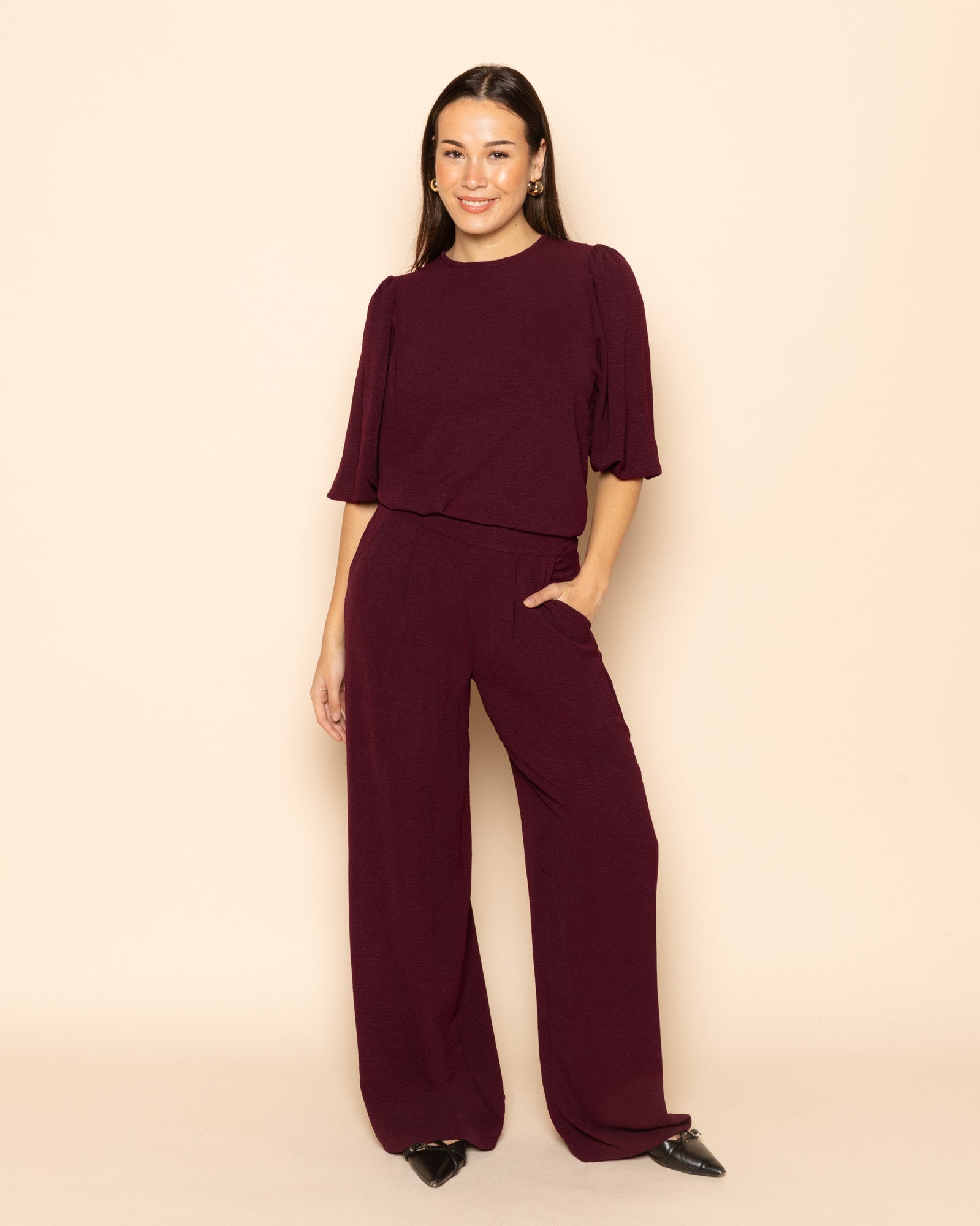 JULIE PUFF SLEEVE TOP DARK BURGUNDY
