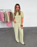 JULIE SHORT SLEEVE TOP LICHT LEGERGROEN