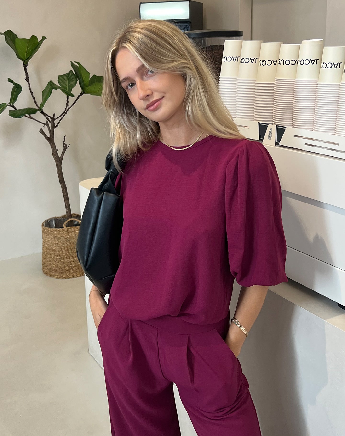 JULIE PUFF SLEEVE TOP CHERRY