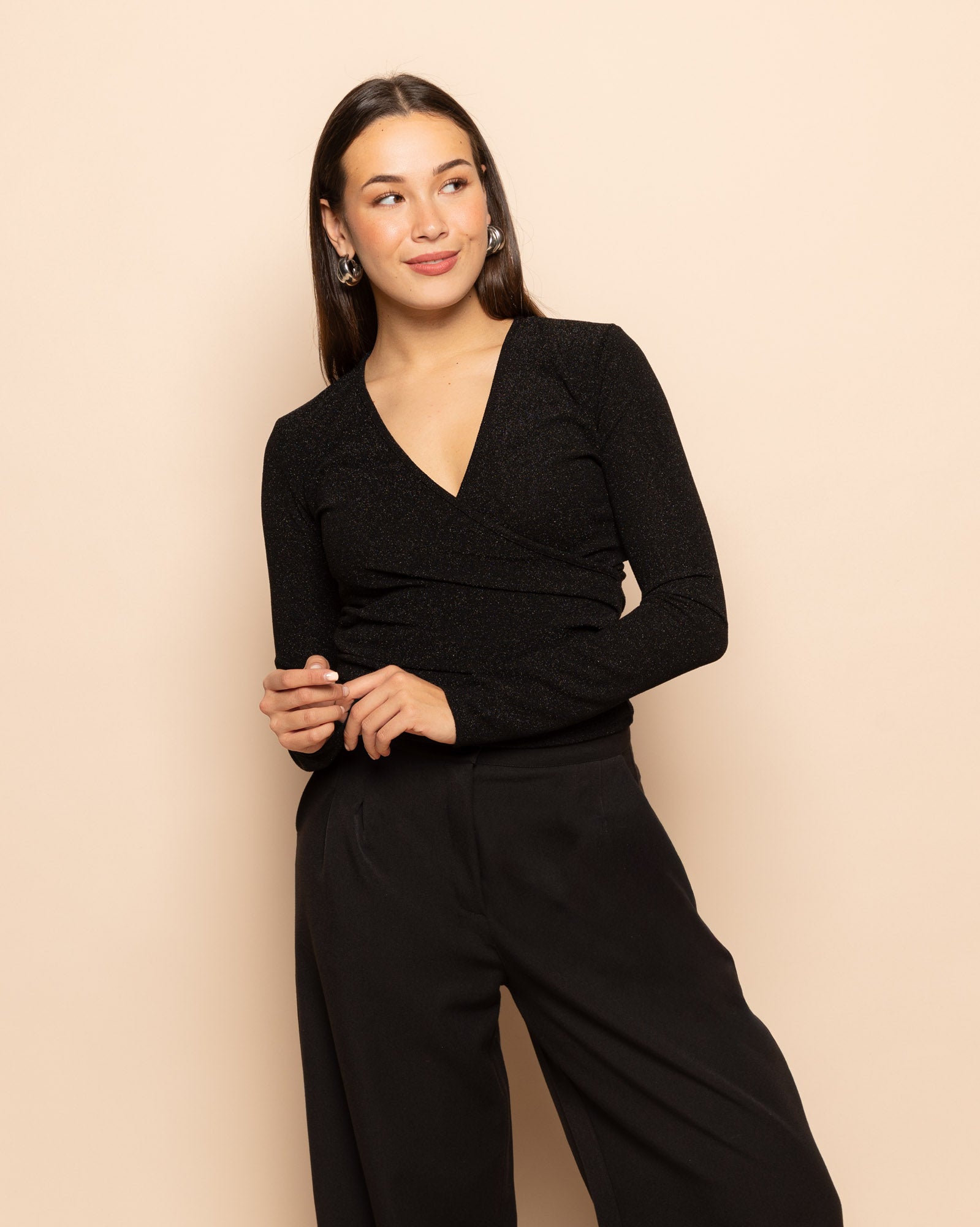 MARY GLITTER WRAP TOP BLACK