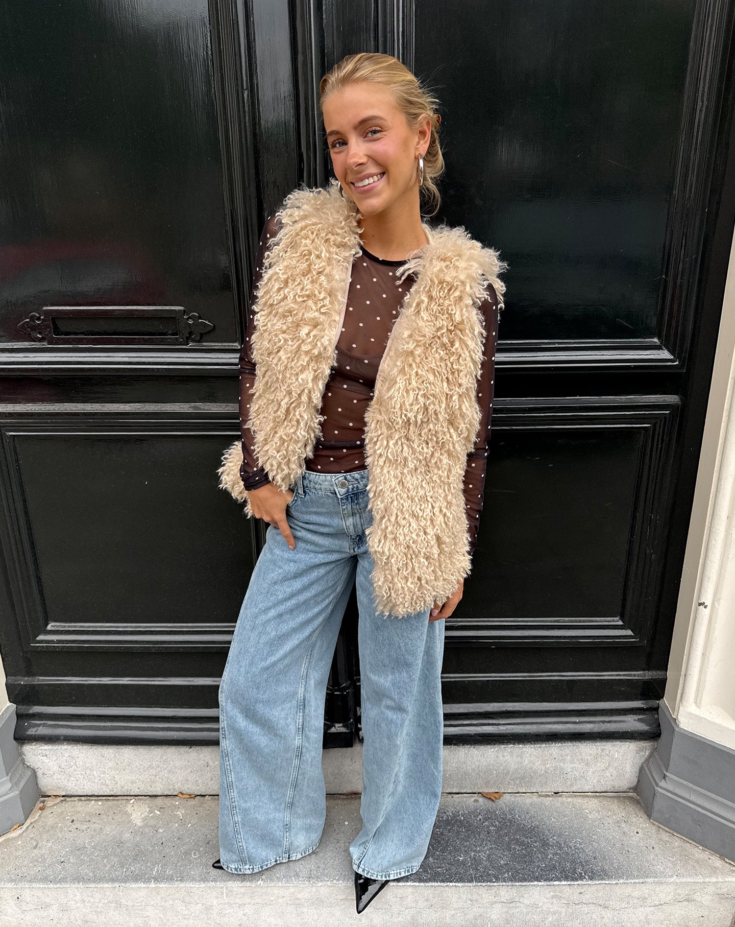 SMALL DOTS MESH TOP BLACK