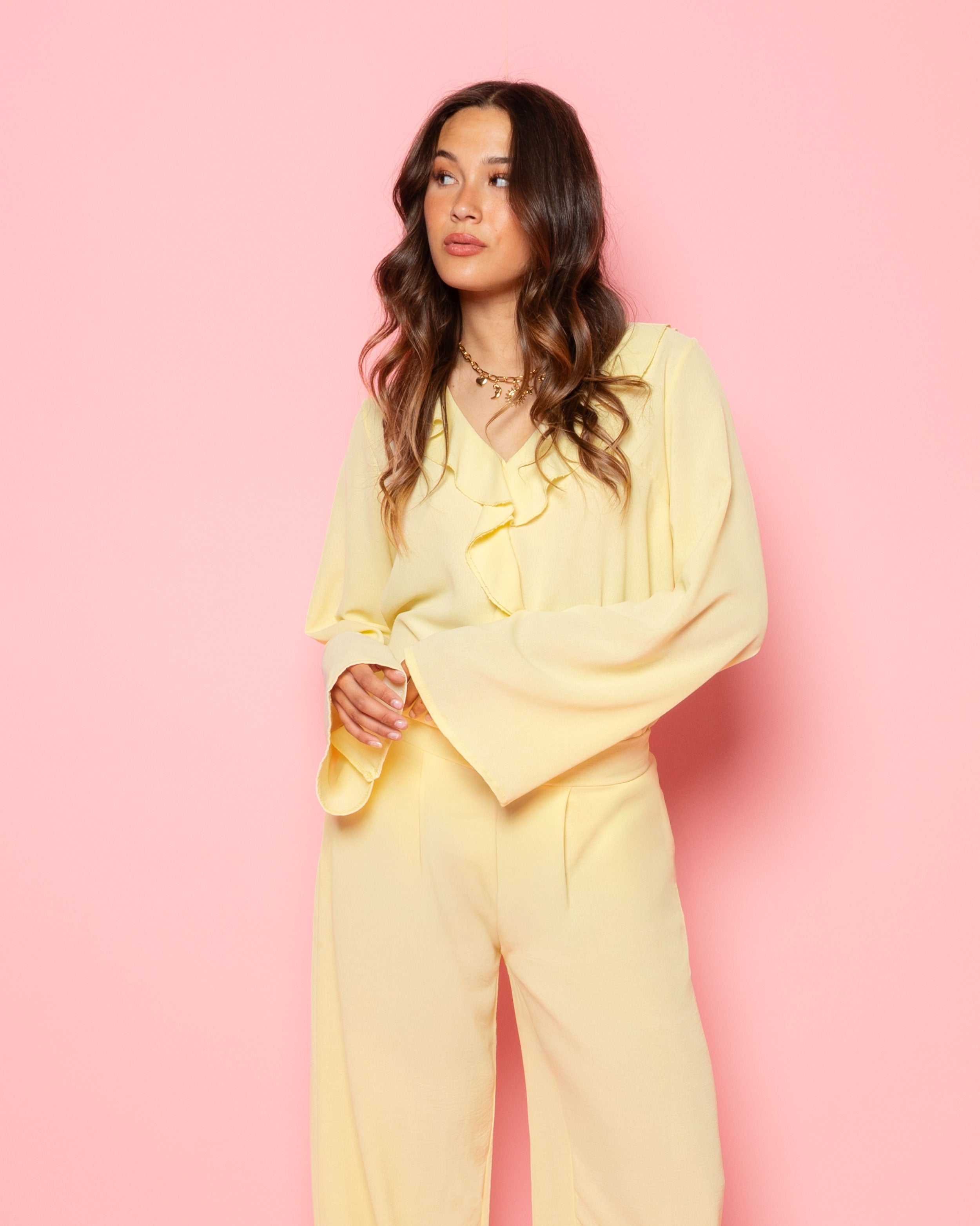 JULIE RUFFLE V-NECK TOP BUTTER YELLOW