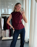 SOFIA RUCHED TOP BORDEAUX