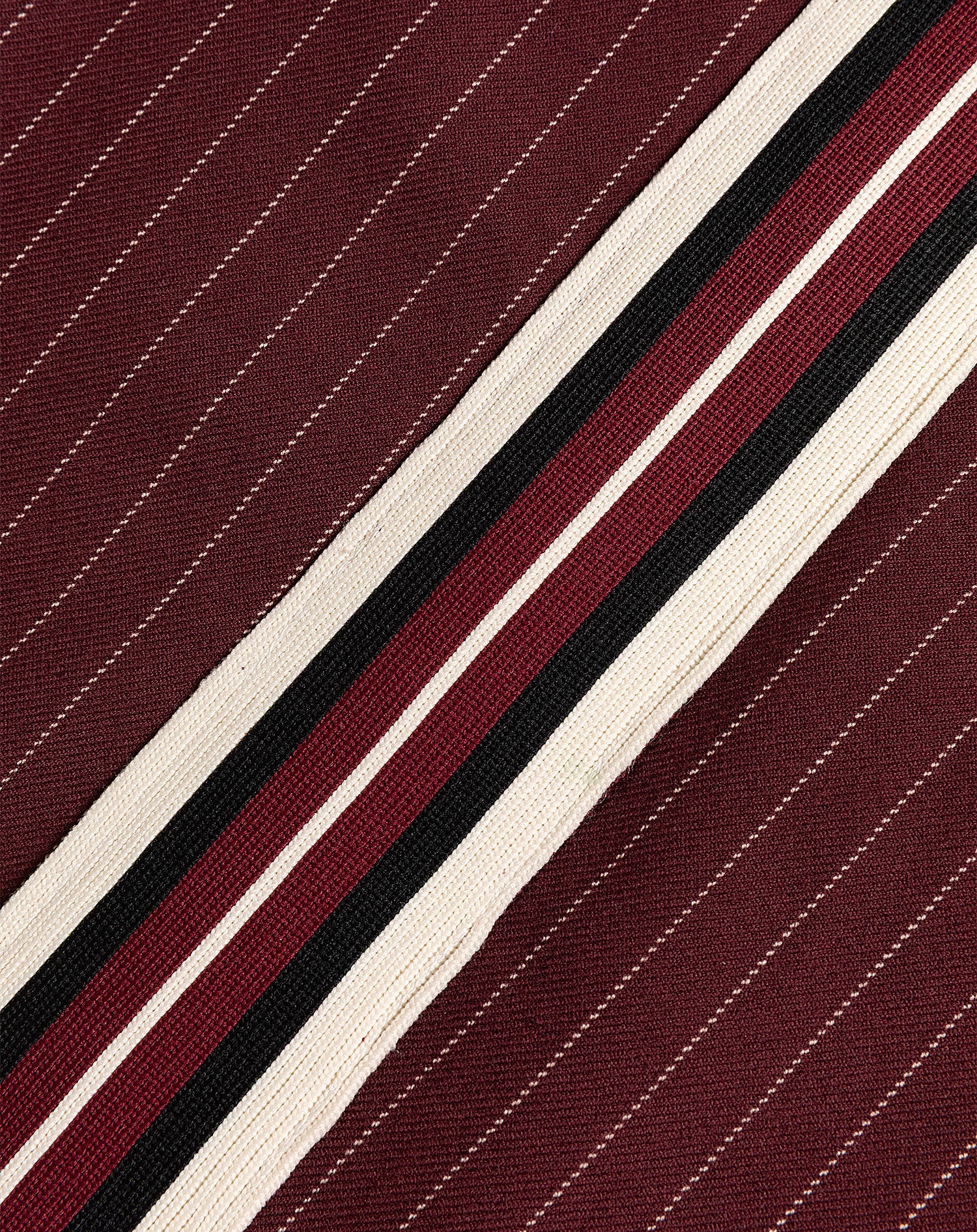 TAPE PINSTRIPE PANTALON BURGUNDY