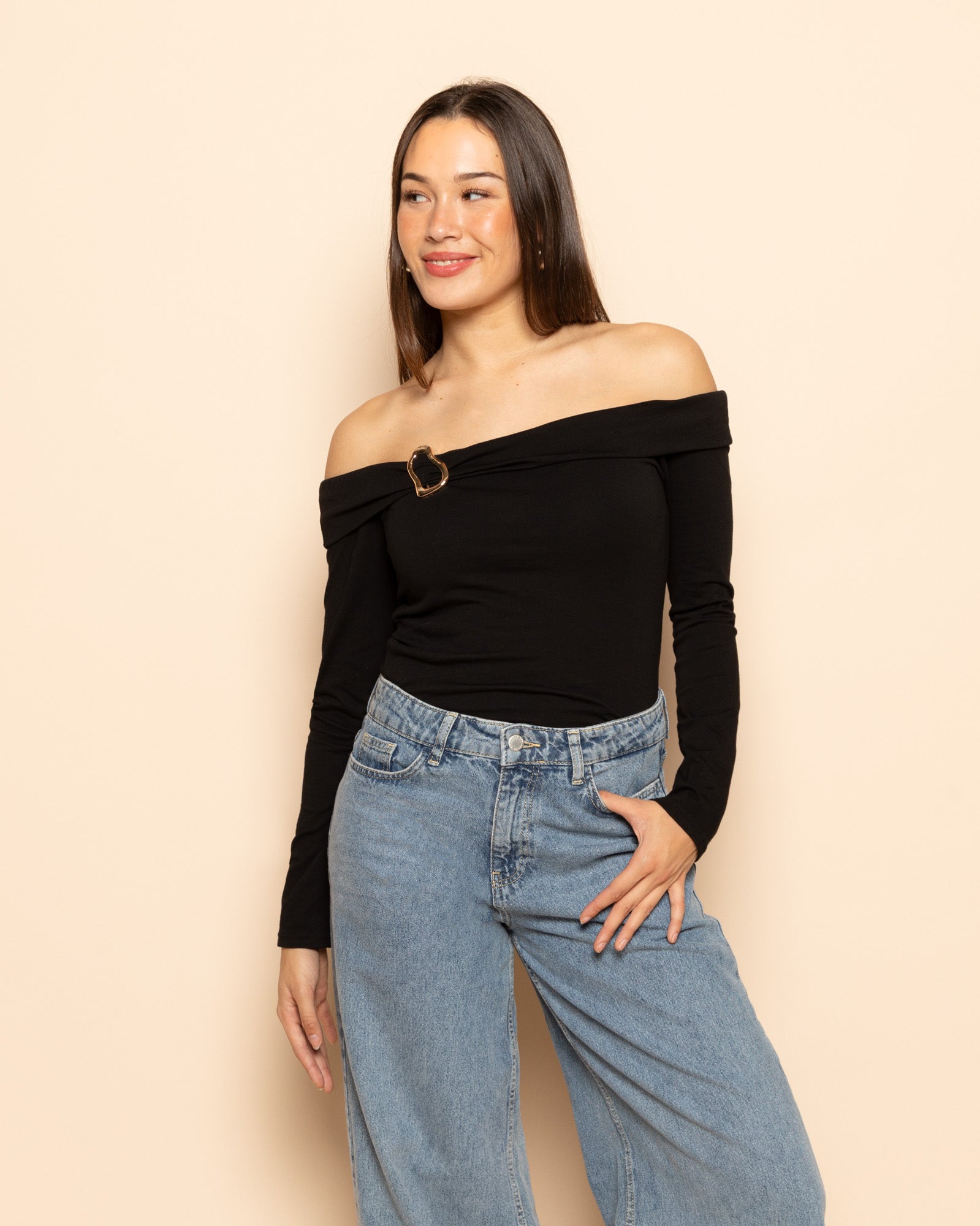 TAMAR OFF SHOULDER BUCKLE TOP BLACK
