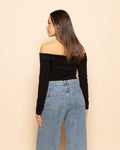 TAMAR OFF SHOULDER BUCKLE TOP ZWART