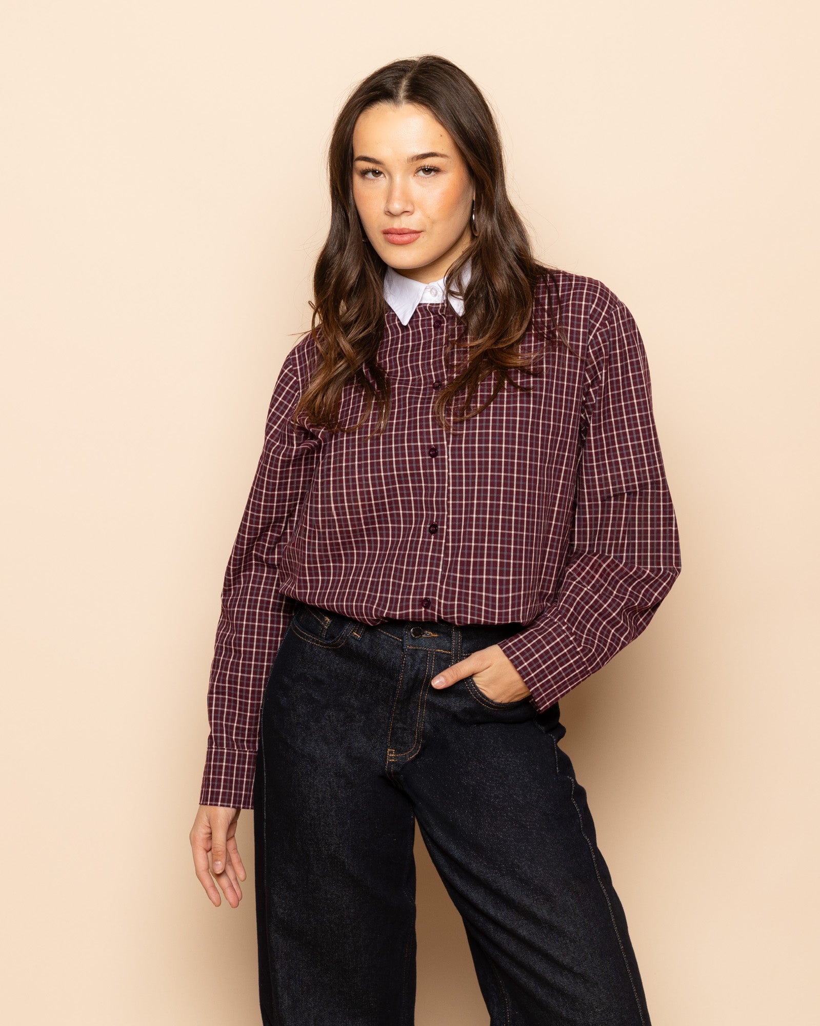 CHECKED CONTRAST COLLAR BLOUSE BURGUNDY