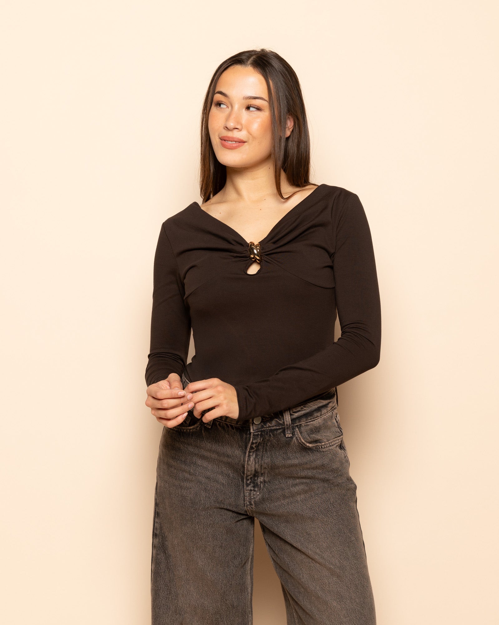 SIENNA DETAIL TOP BROWN