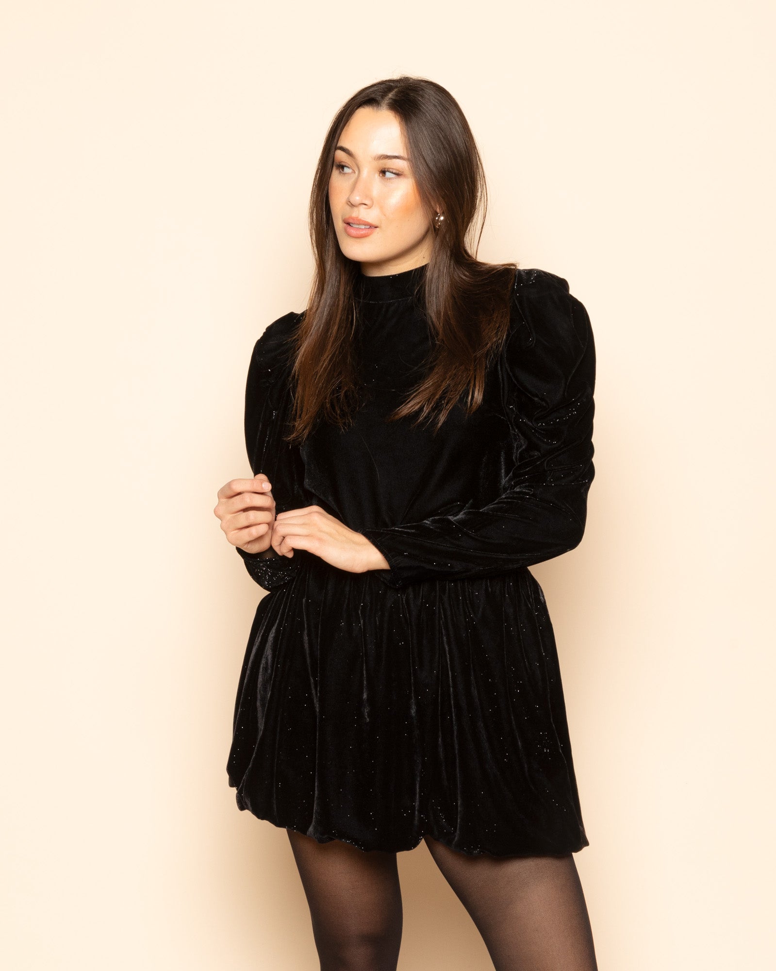 VELVET GLITTER BUBBLE HEM SKIRT BLACK