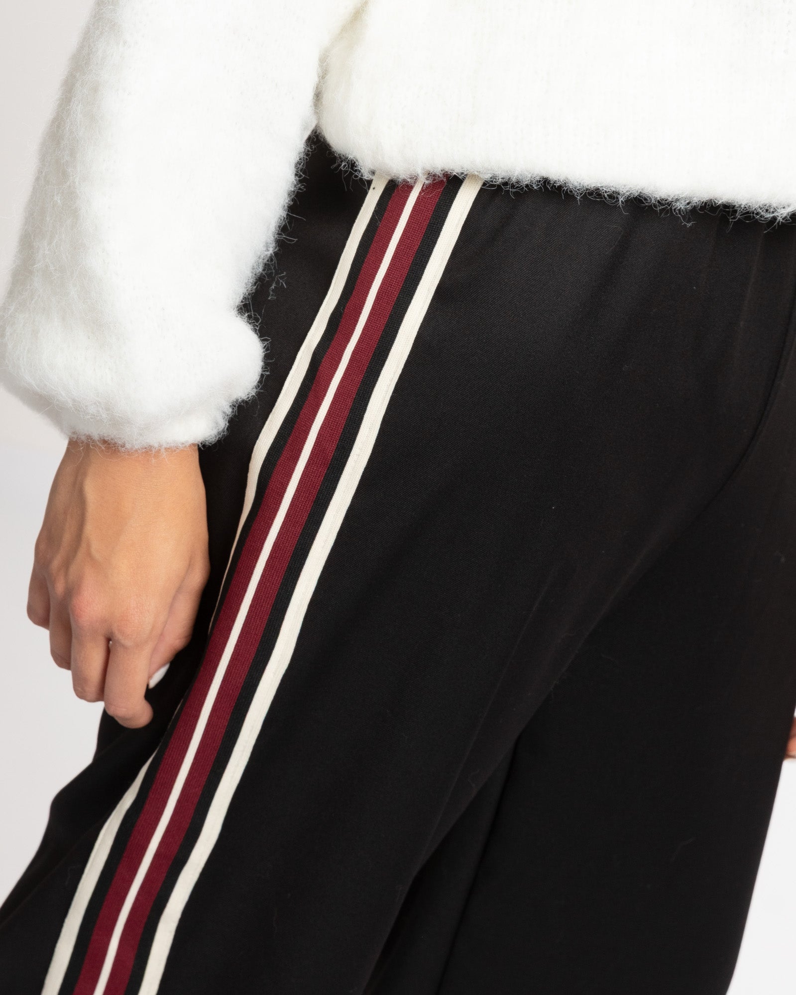 JUUL STRIPE TAPE PANTALON ZWART