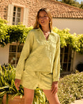 FEMKE FLOWER SHORTS LICHT OLIJFGROEN