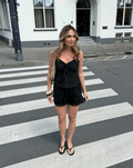 CARMEN LACE LINEN SHORTS ZWART