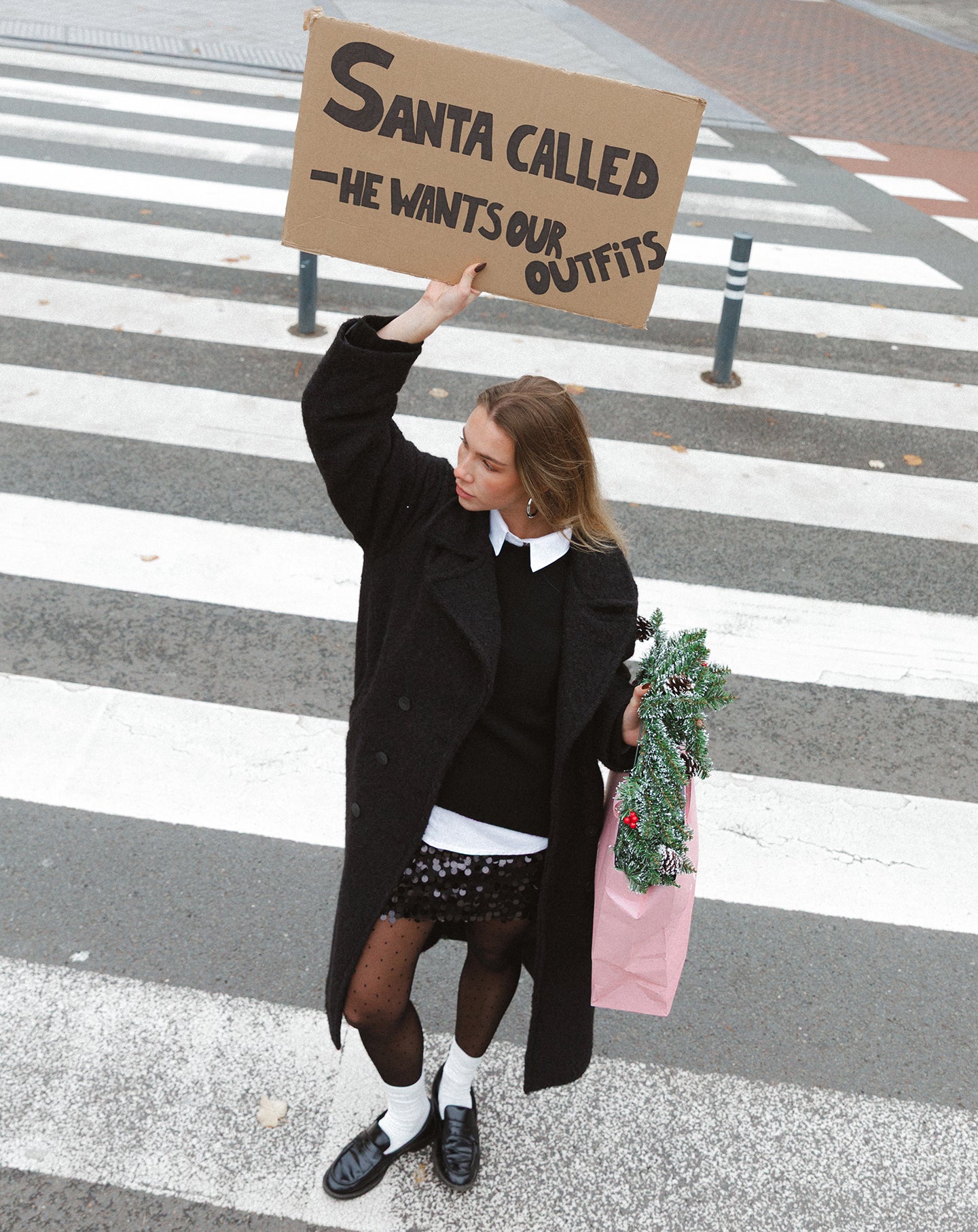 BIG SEQUIN SKIRT ZWART