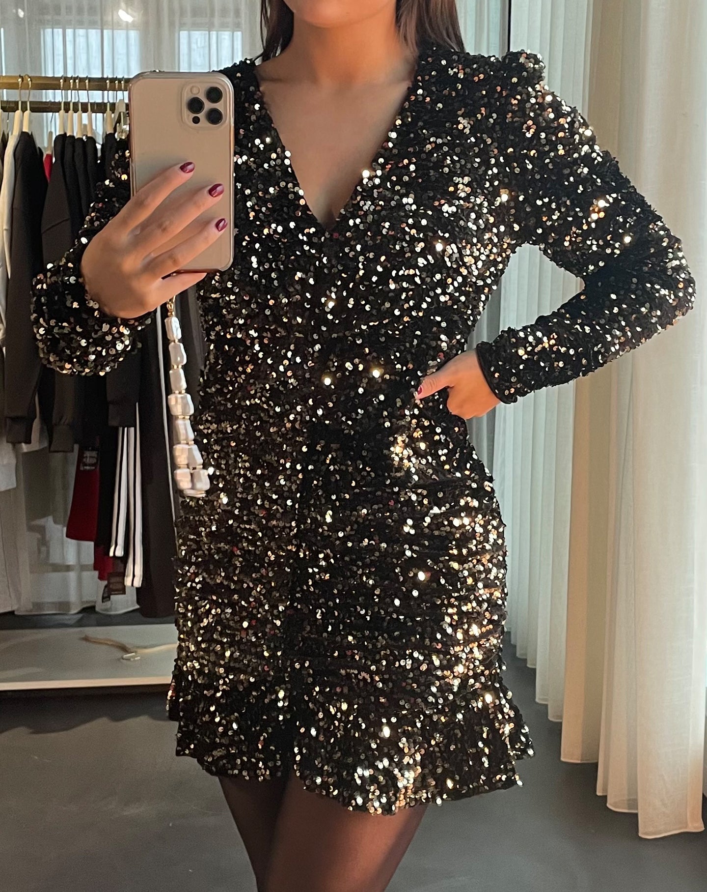 MILEY VELVET SEQUIN DRESS GOLD