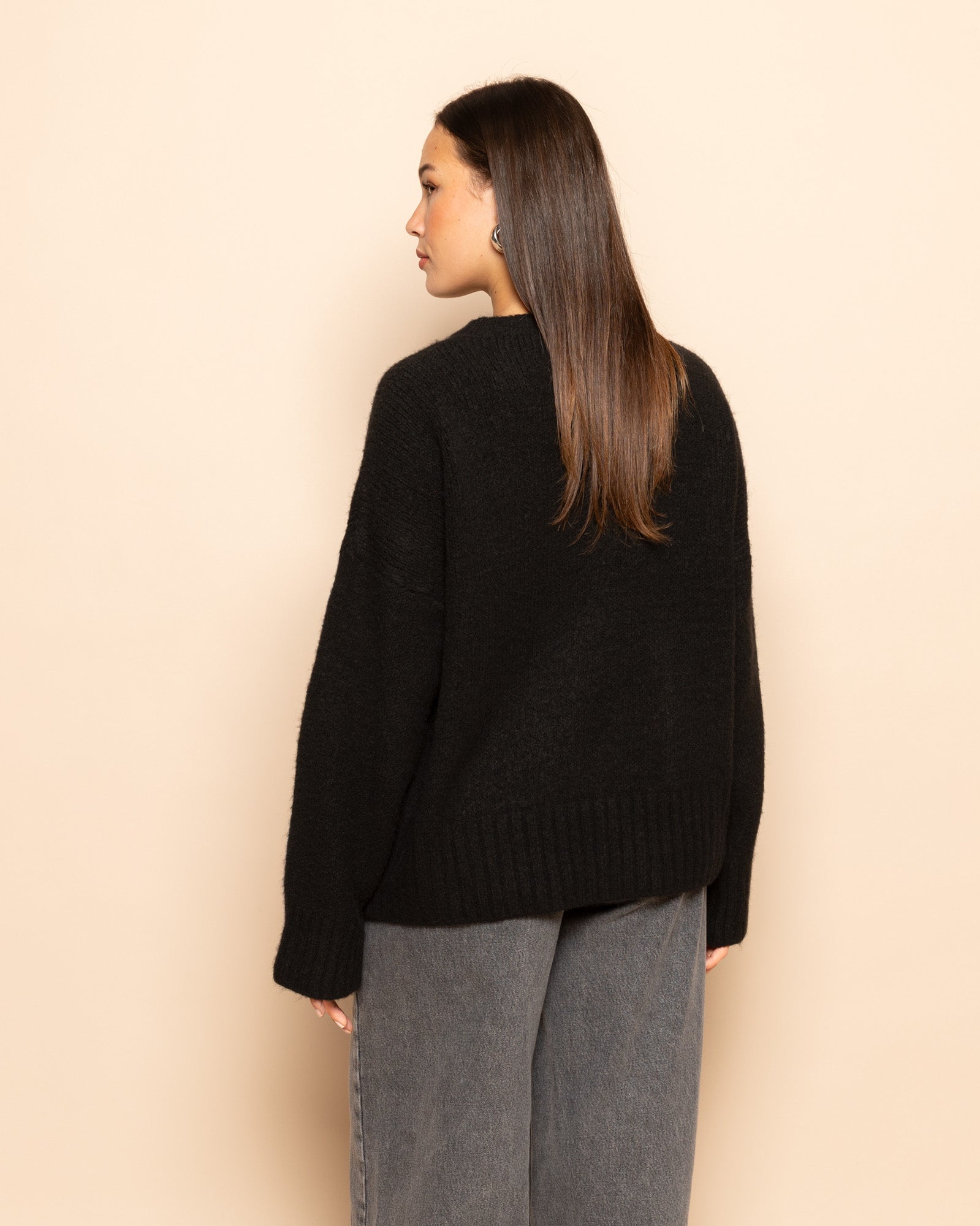 BIANCA BOXY KNIT ZWART