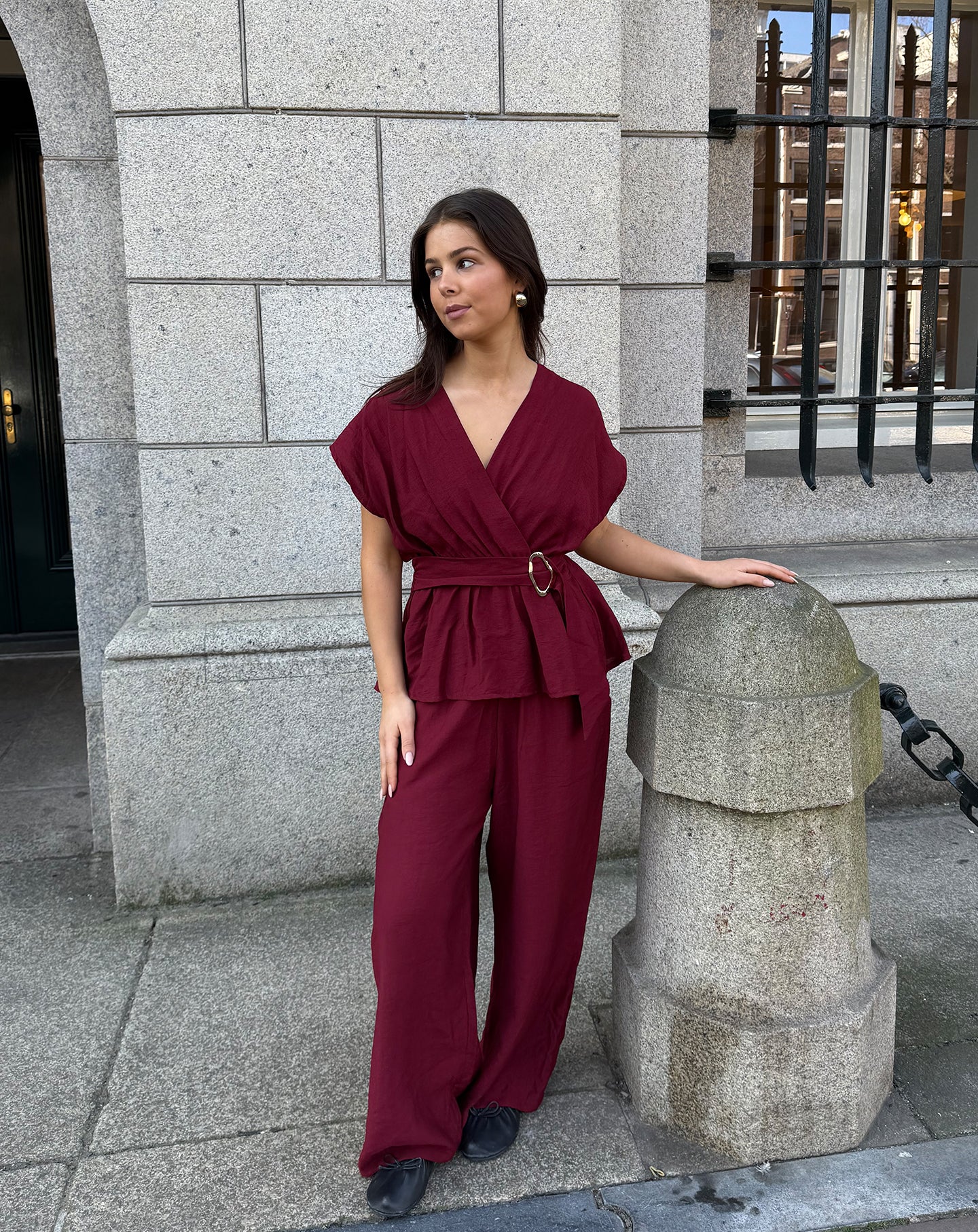 ZAYA VISCOSE STRAIGHT LEG PANTS PETITE BURGUNDY