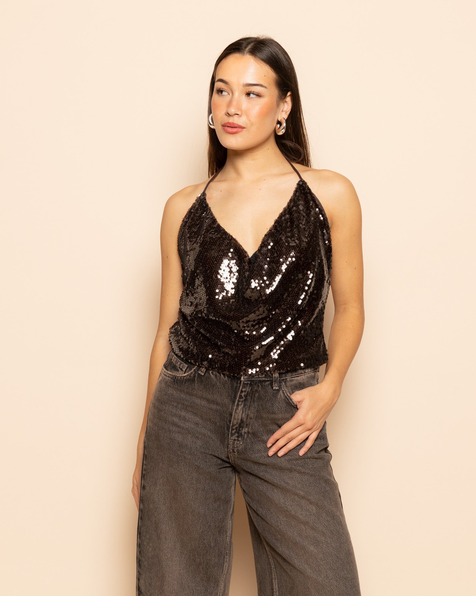 SEQUINS STRAPPY HALTER TOP BRUIN
