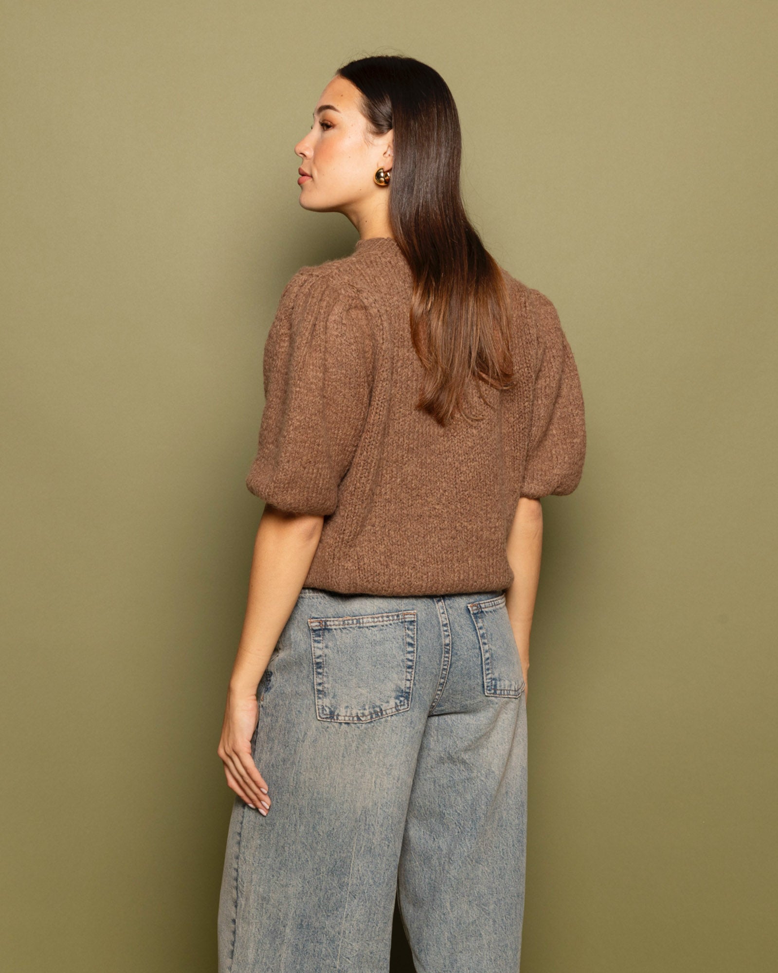 DANI PUFF SLEEVE KNIT LICHT BRUIN