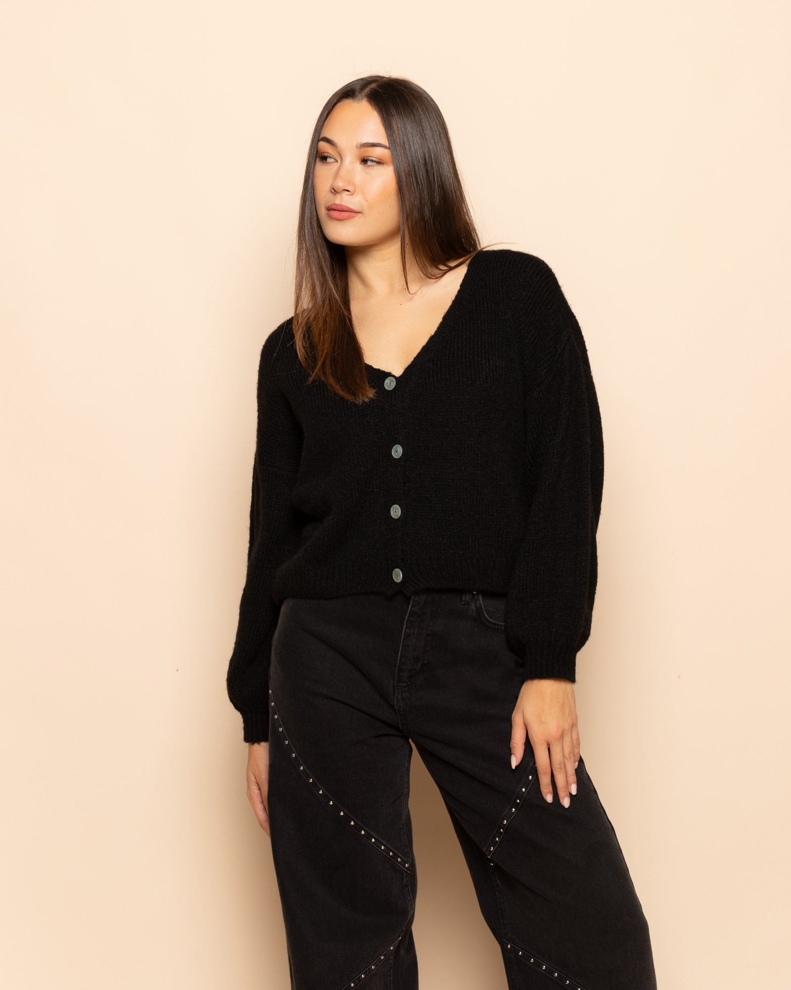 JOLIE V-NECK CARDIGAN ZWART