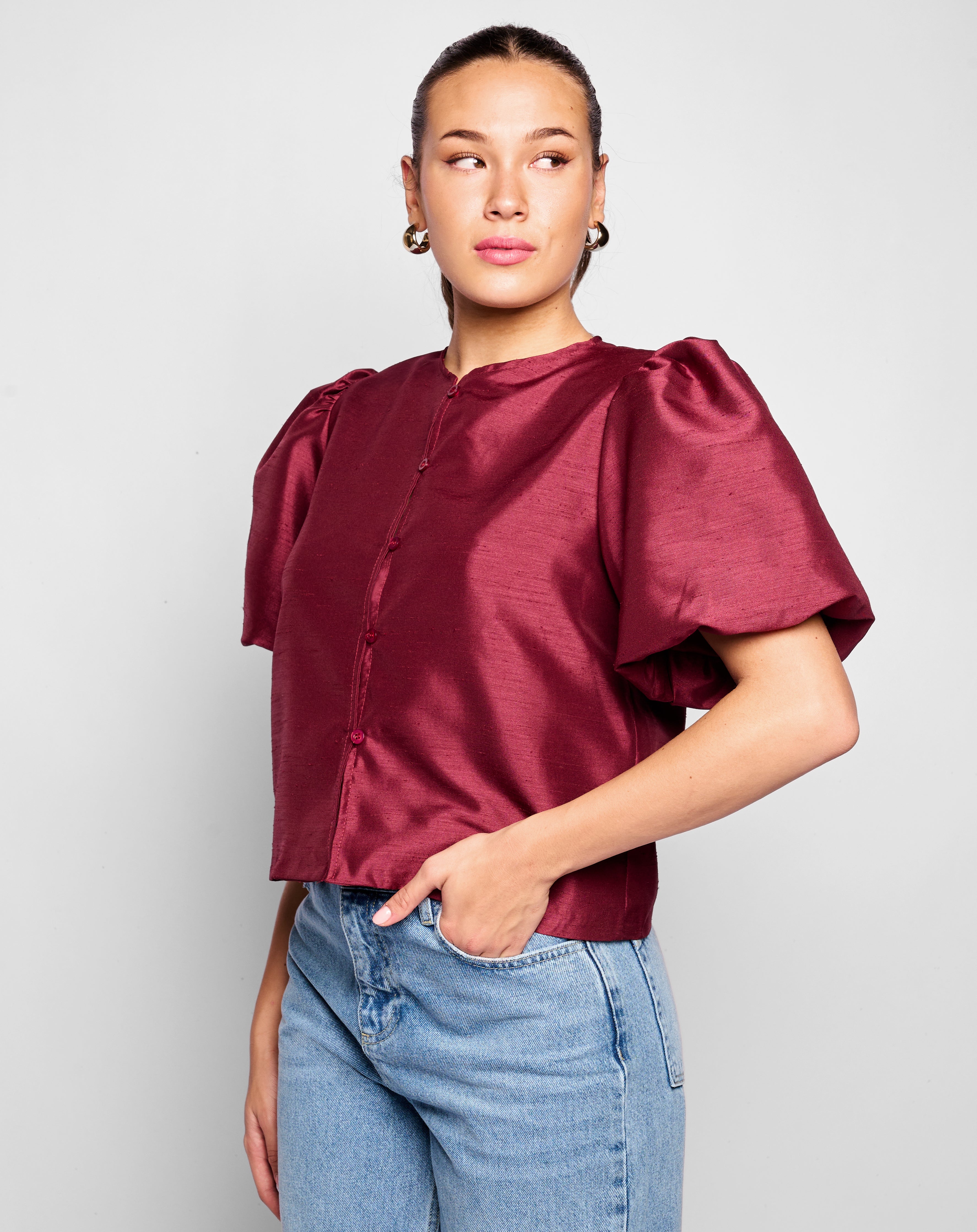 MAAYKE PUFF SLEEVE TOP BORDEAUX