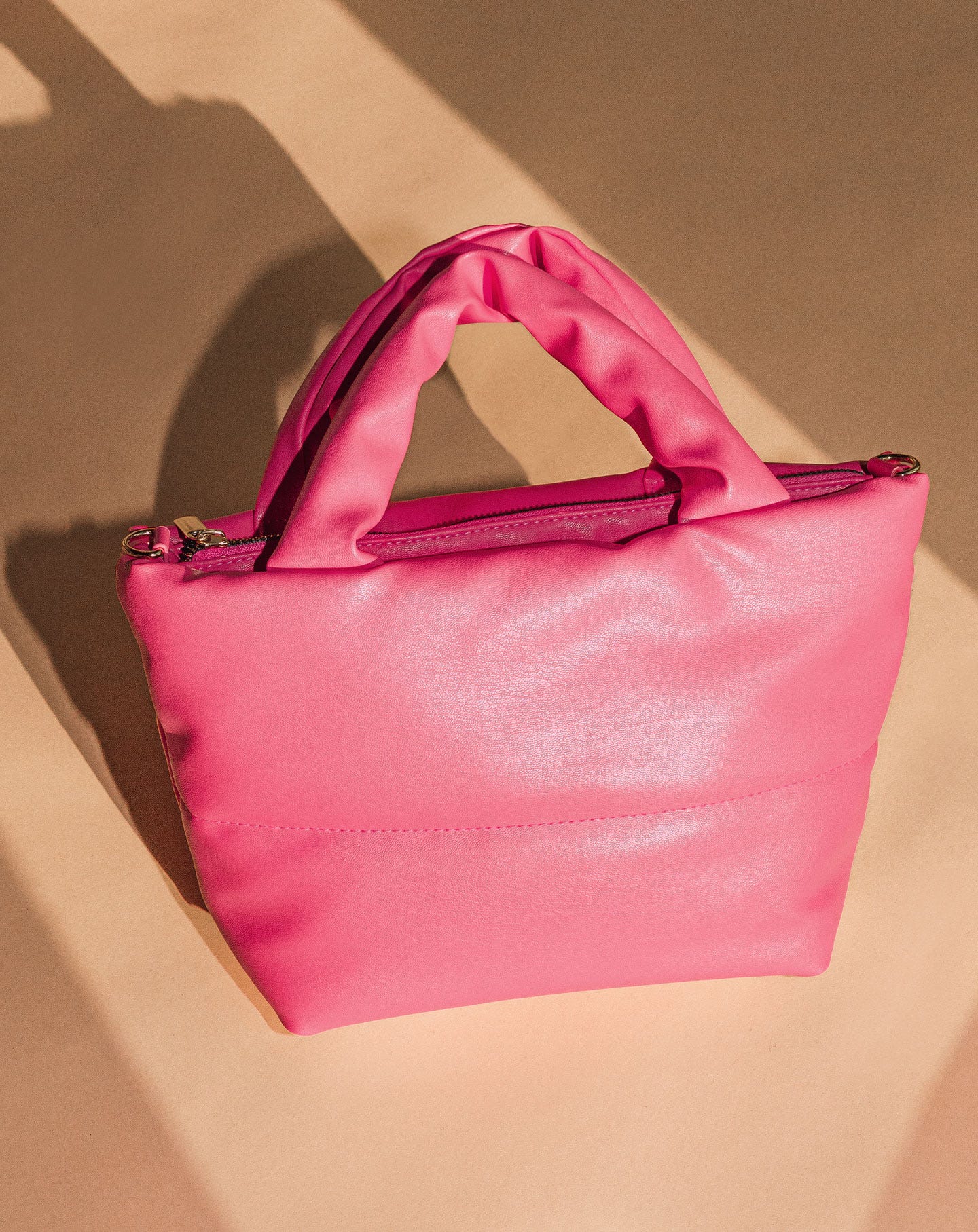 LEATHER PUFFER BAG PINK