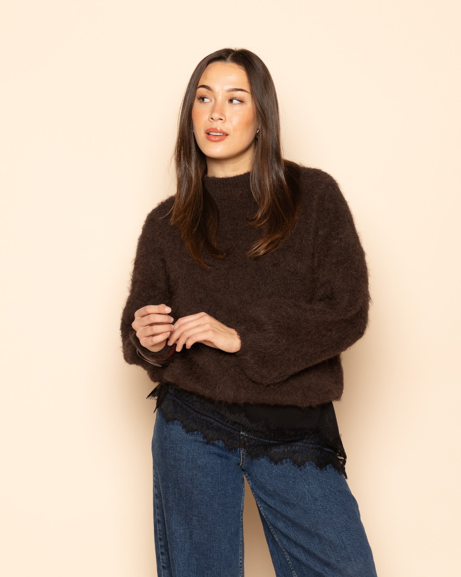BRUSHED MOHAIR KNIT DARK BROWN