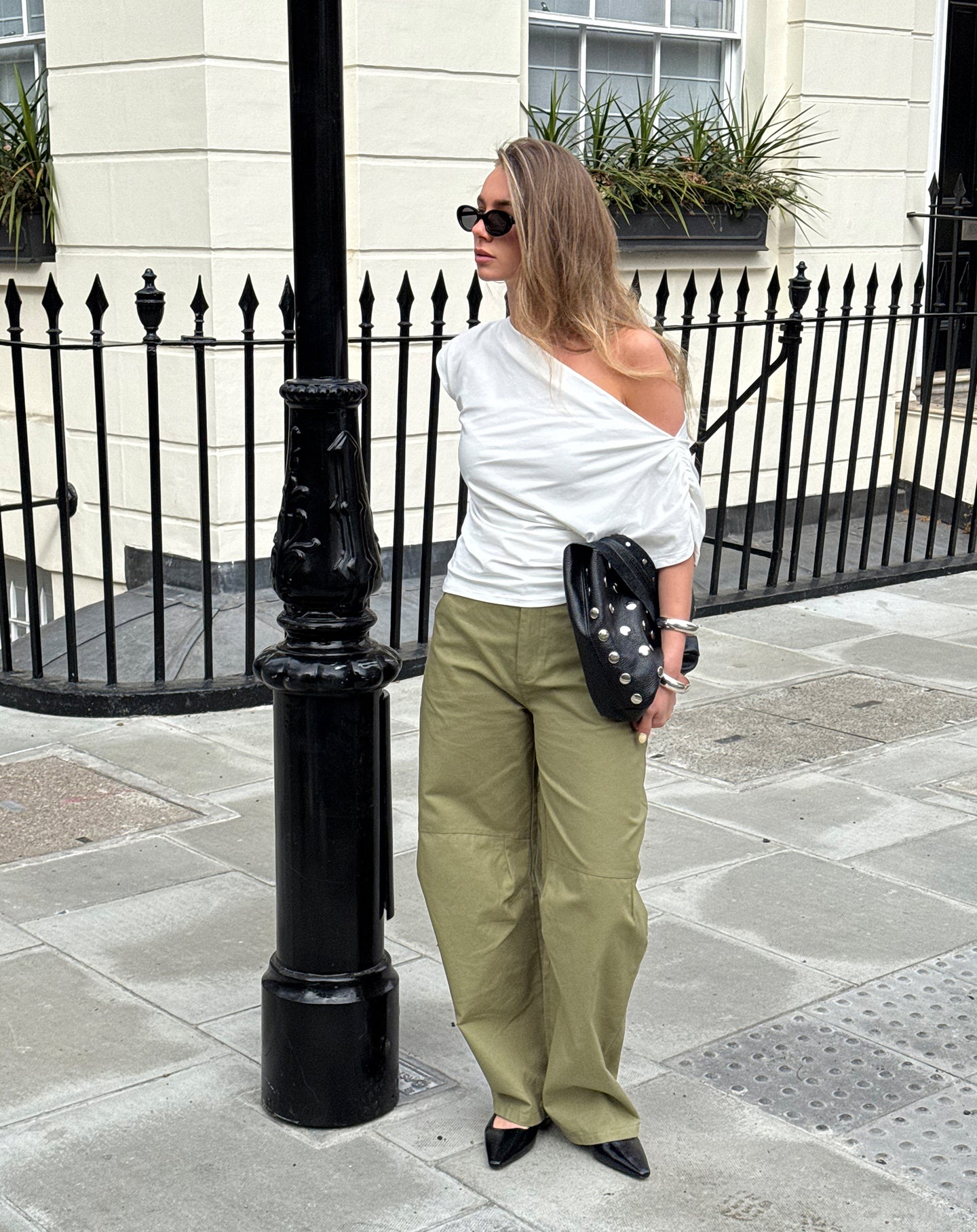 BARREL LEG PANTS OLIJFGROEN