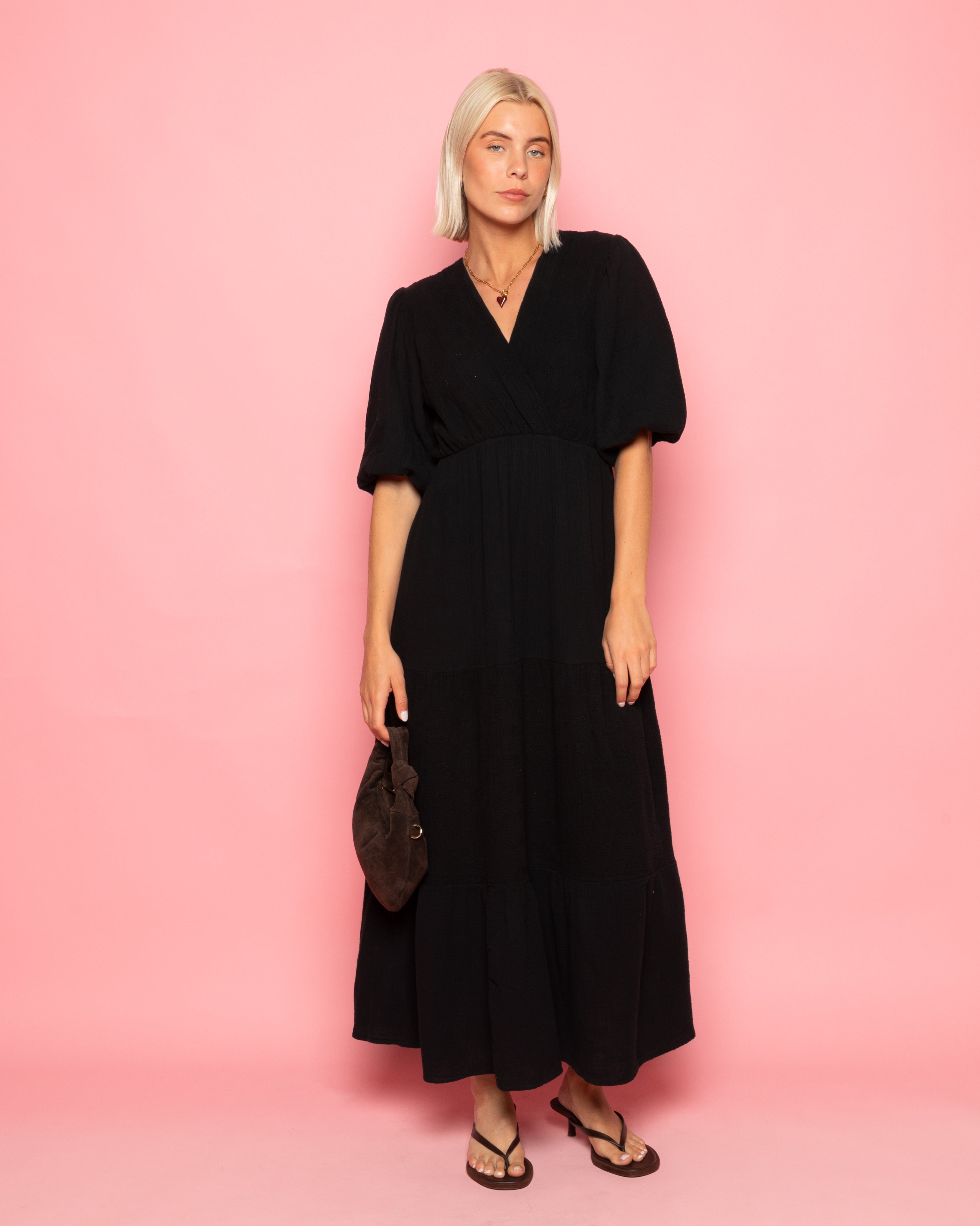 LOIZA FLOWER MOUSSELINE MAXI DRESS ZWART
