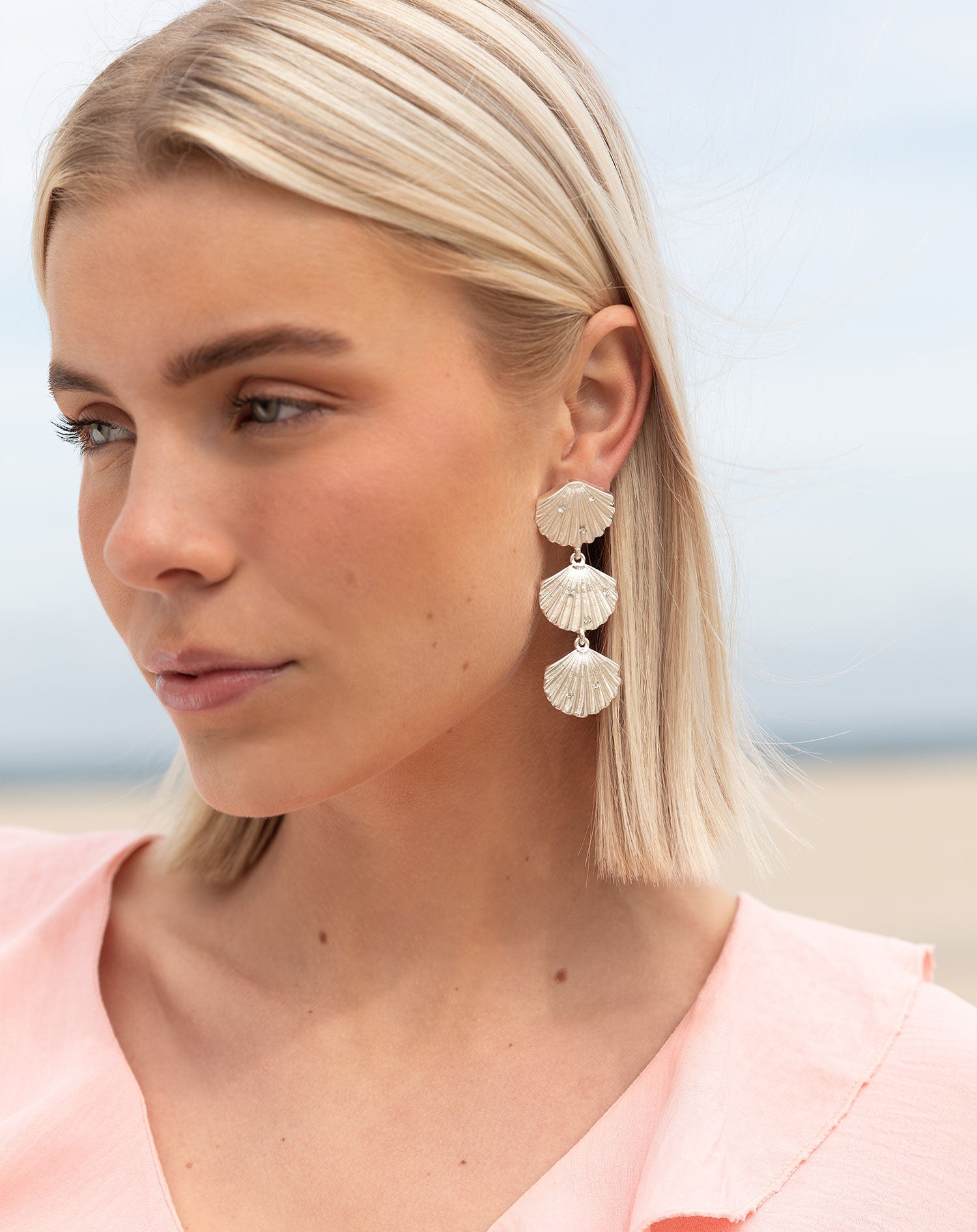 BIG DIAMOND SEASHELL EARRINGS
