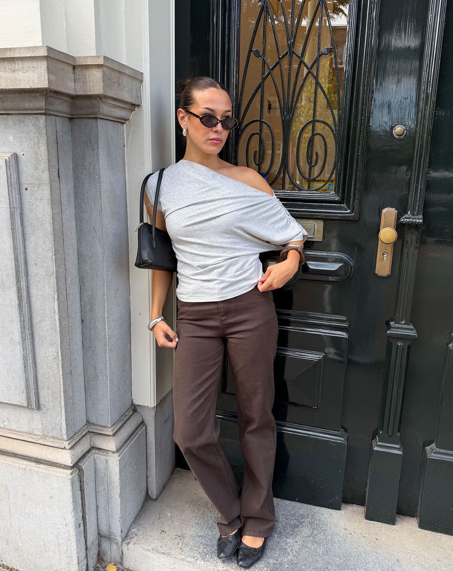 BOOTCUT JEANS BROWN