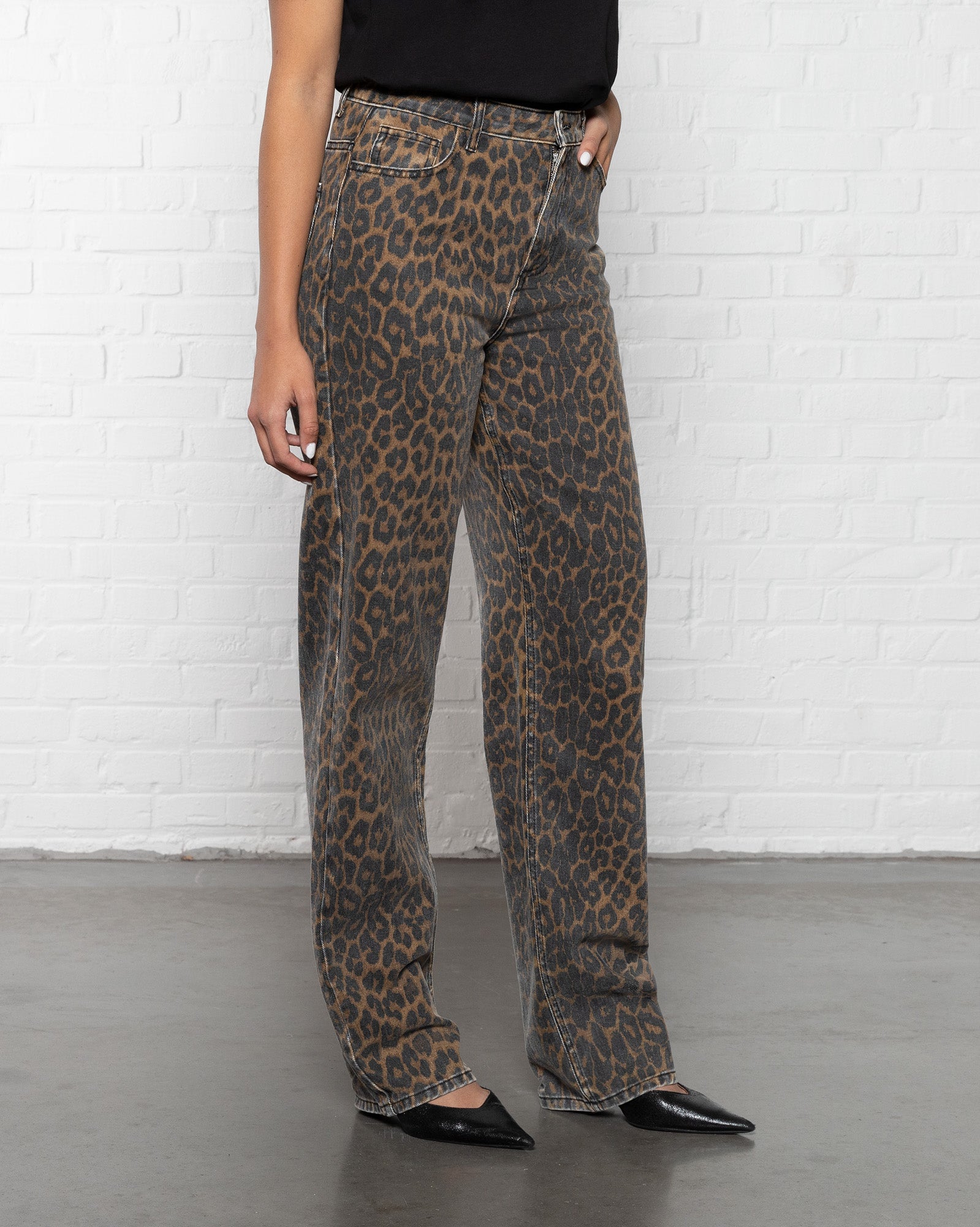 LEOPARD ALLOVER JEANS BLACK