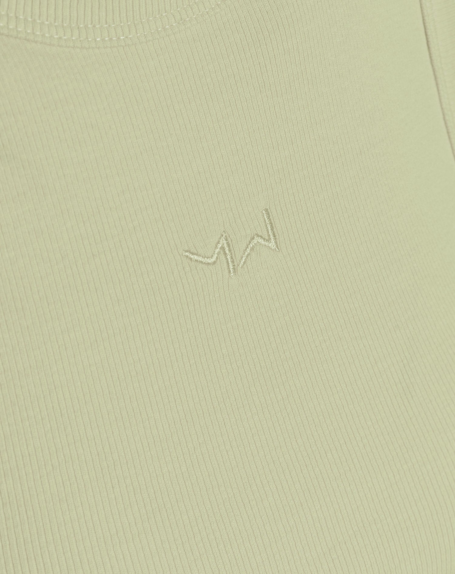 RACERBACK EMBROIDERY TOP PISTACHE