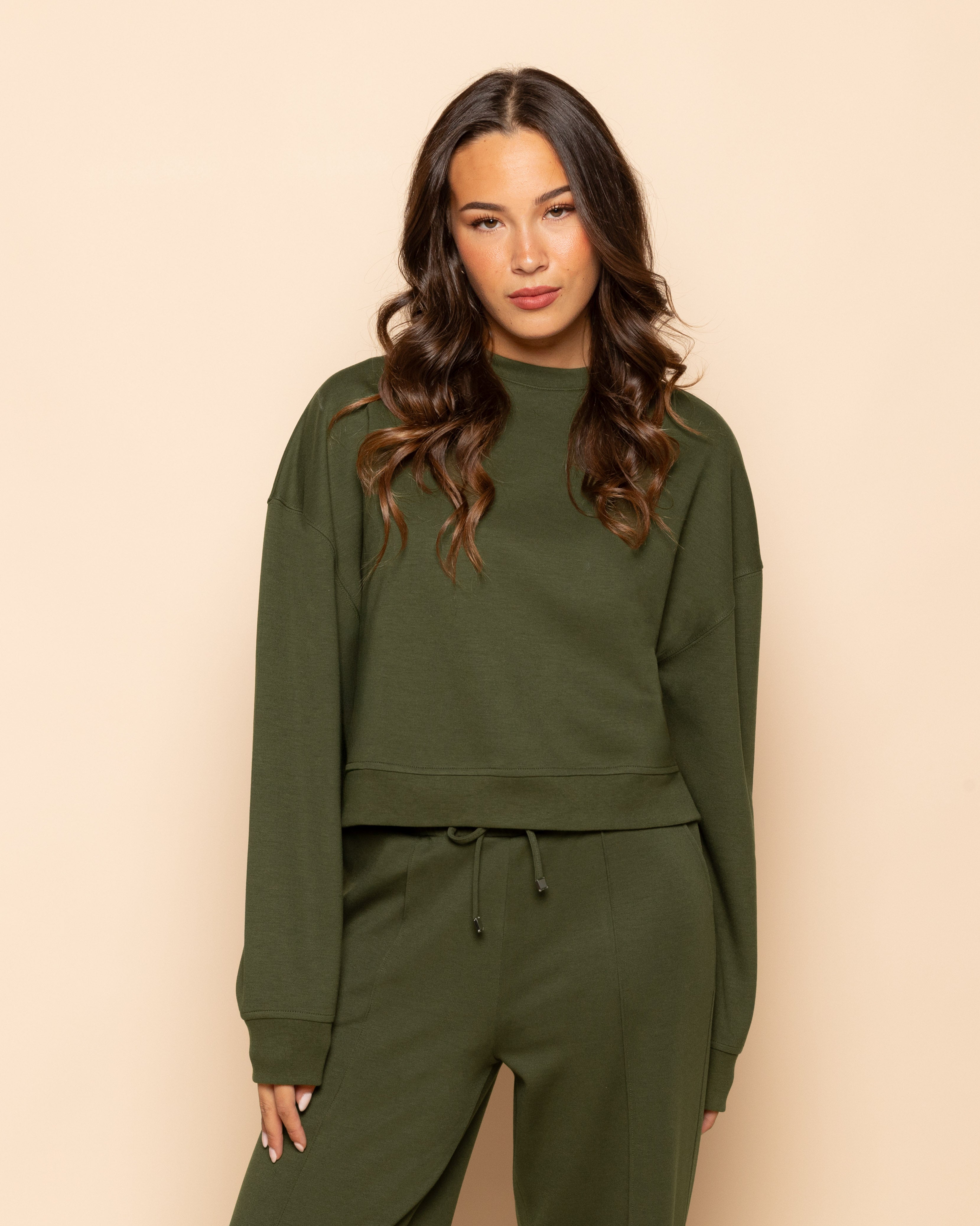 SCUBA CROPPED SWEATER LEGERGROEN