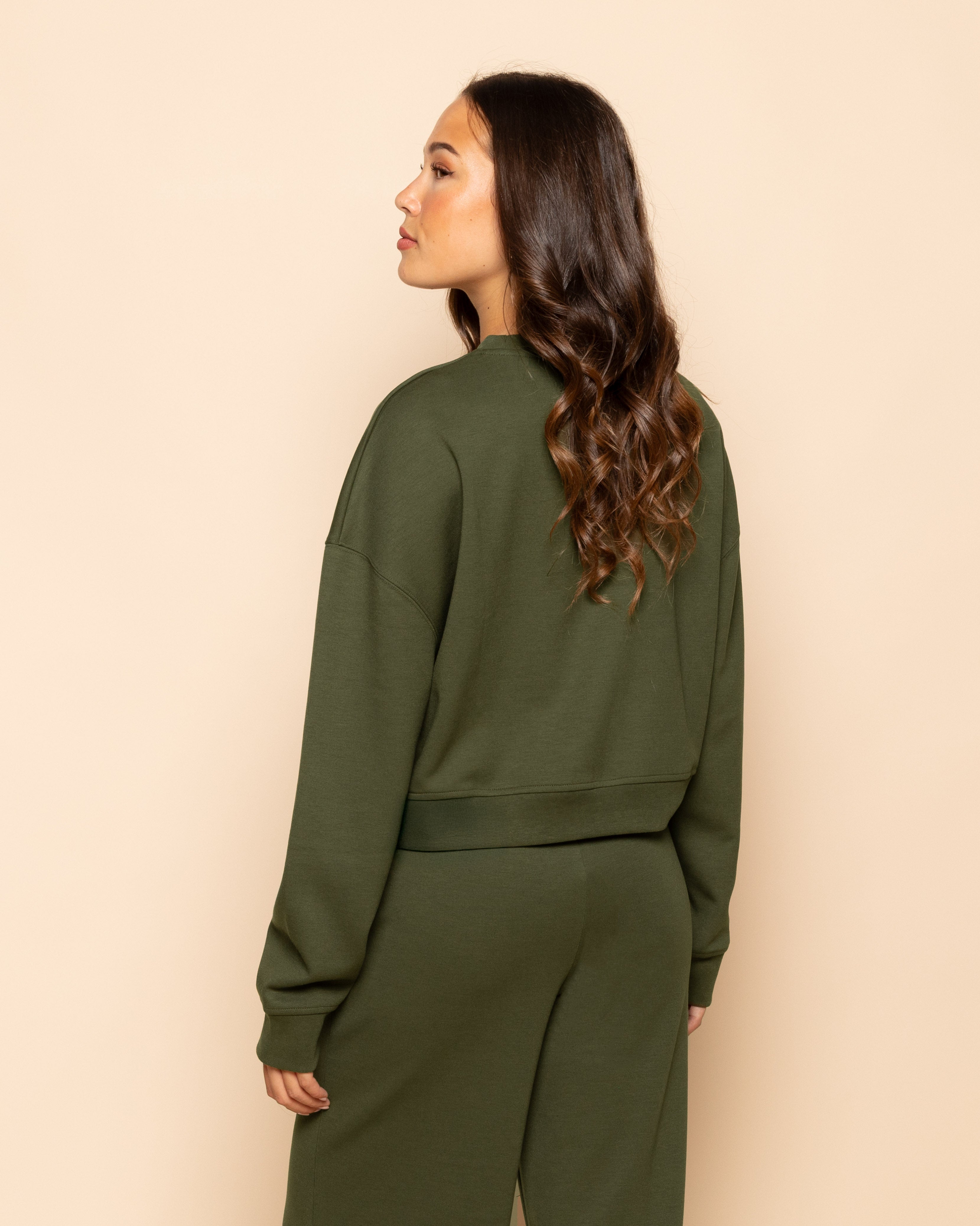 SCUBA CROPPED SWEATER LEGERGROEN