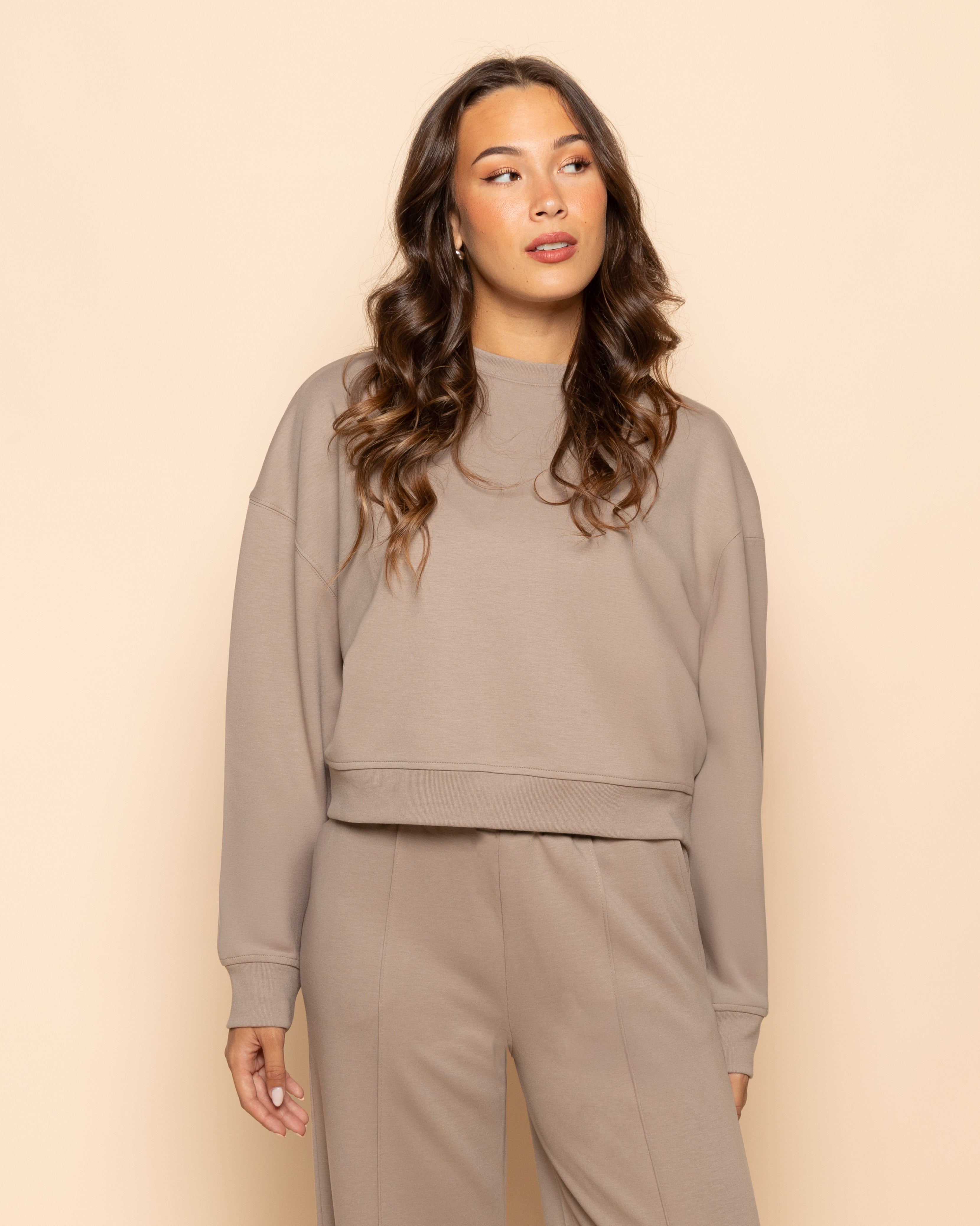 SCUBA CROPPED SWEATER BEIGE