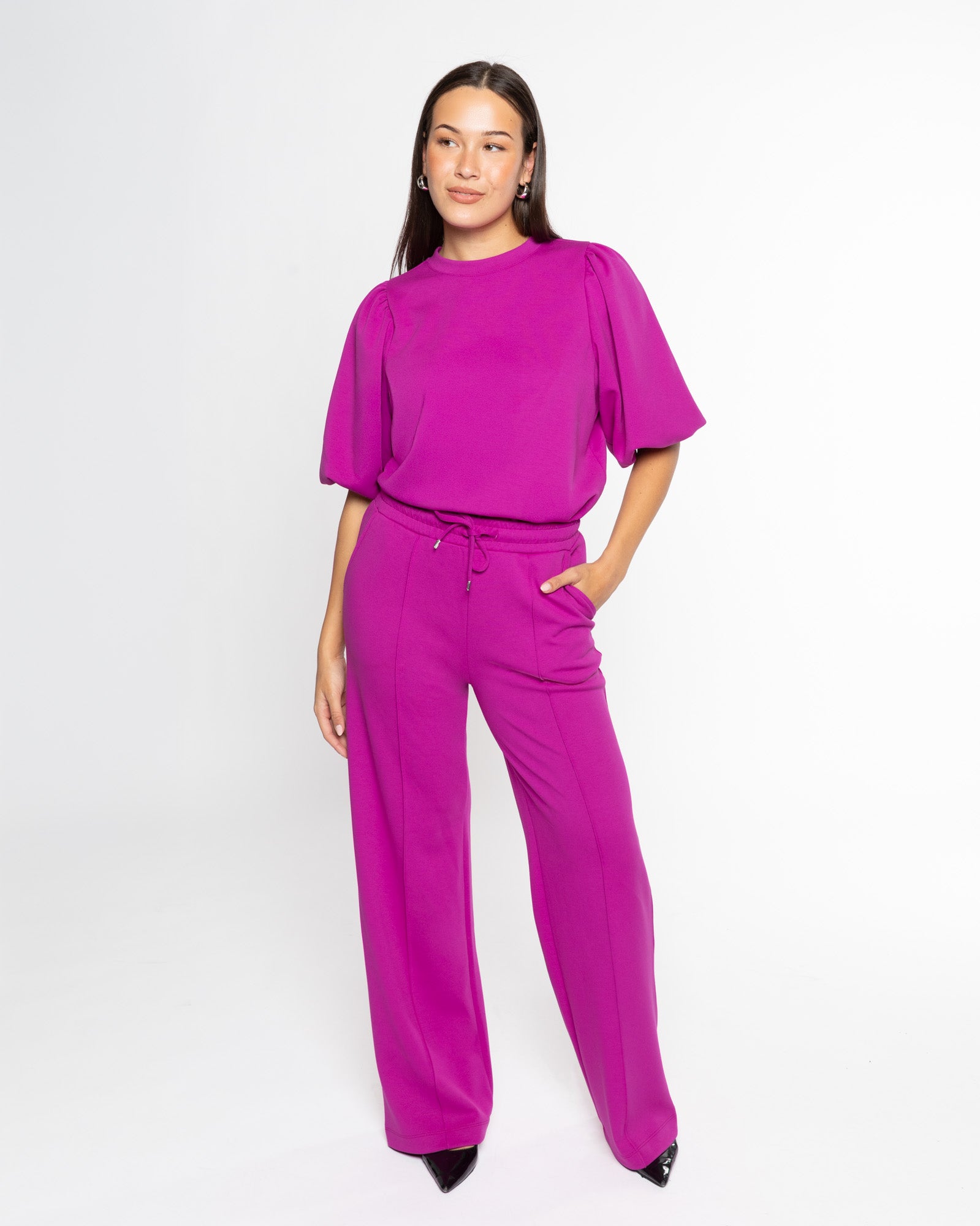 SCUBA SHORT PUFF SLEEVE SWEATER MAGENTA