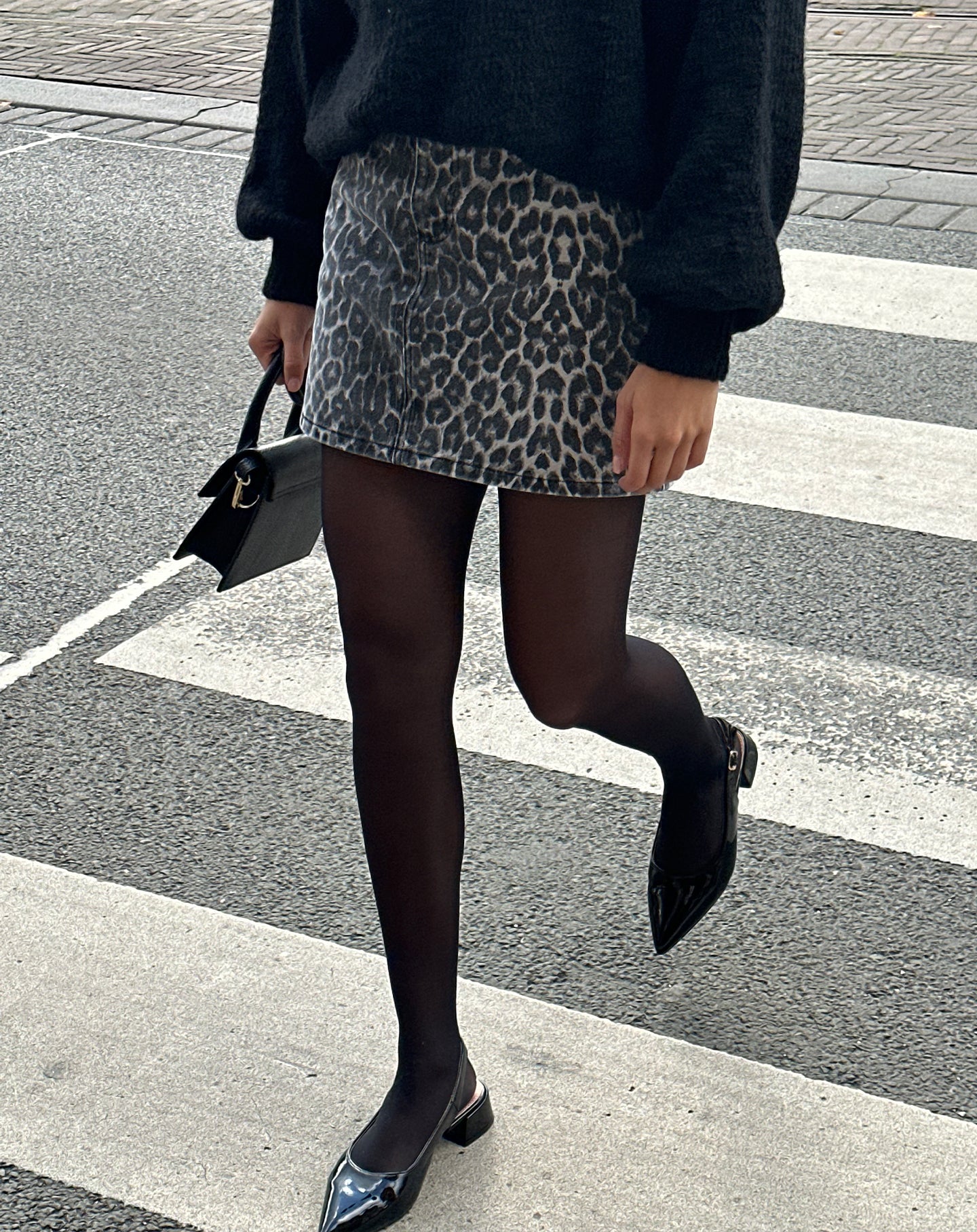 LEOPARD ALLOVER DENIM SKIRT GREY